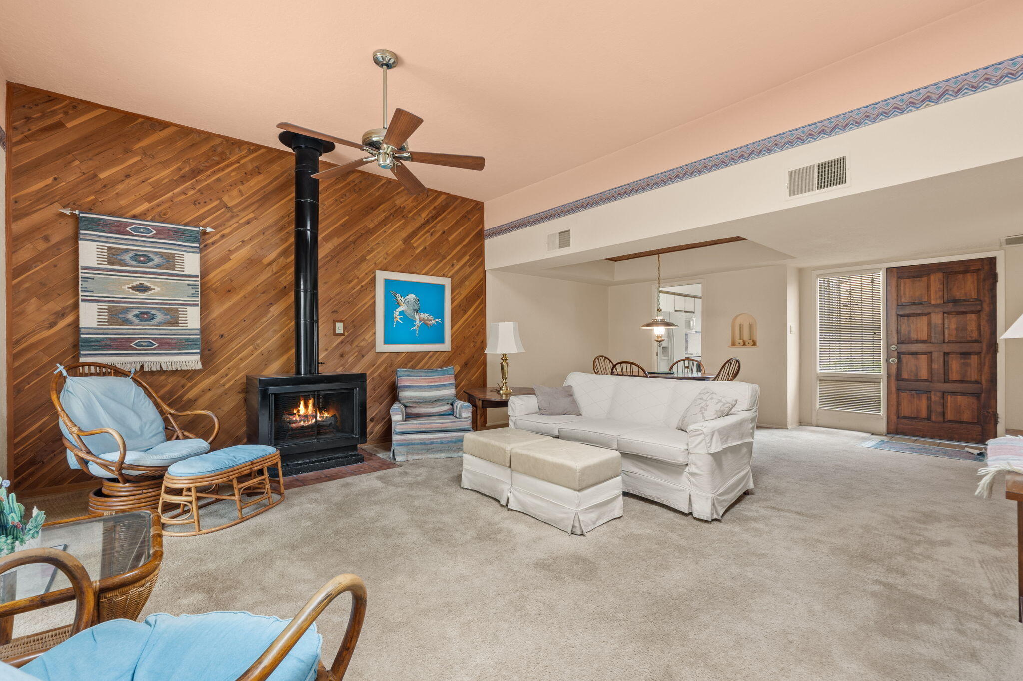 24 Casa Hermosa Drive NE