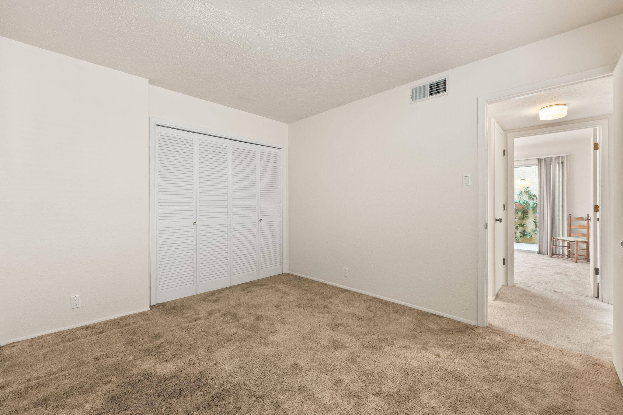 24 Casa Hermosa Drive NE