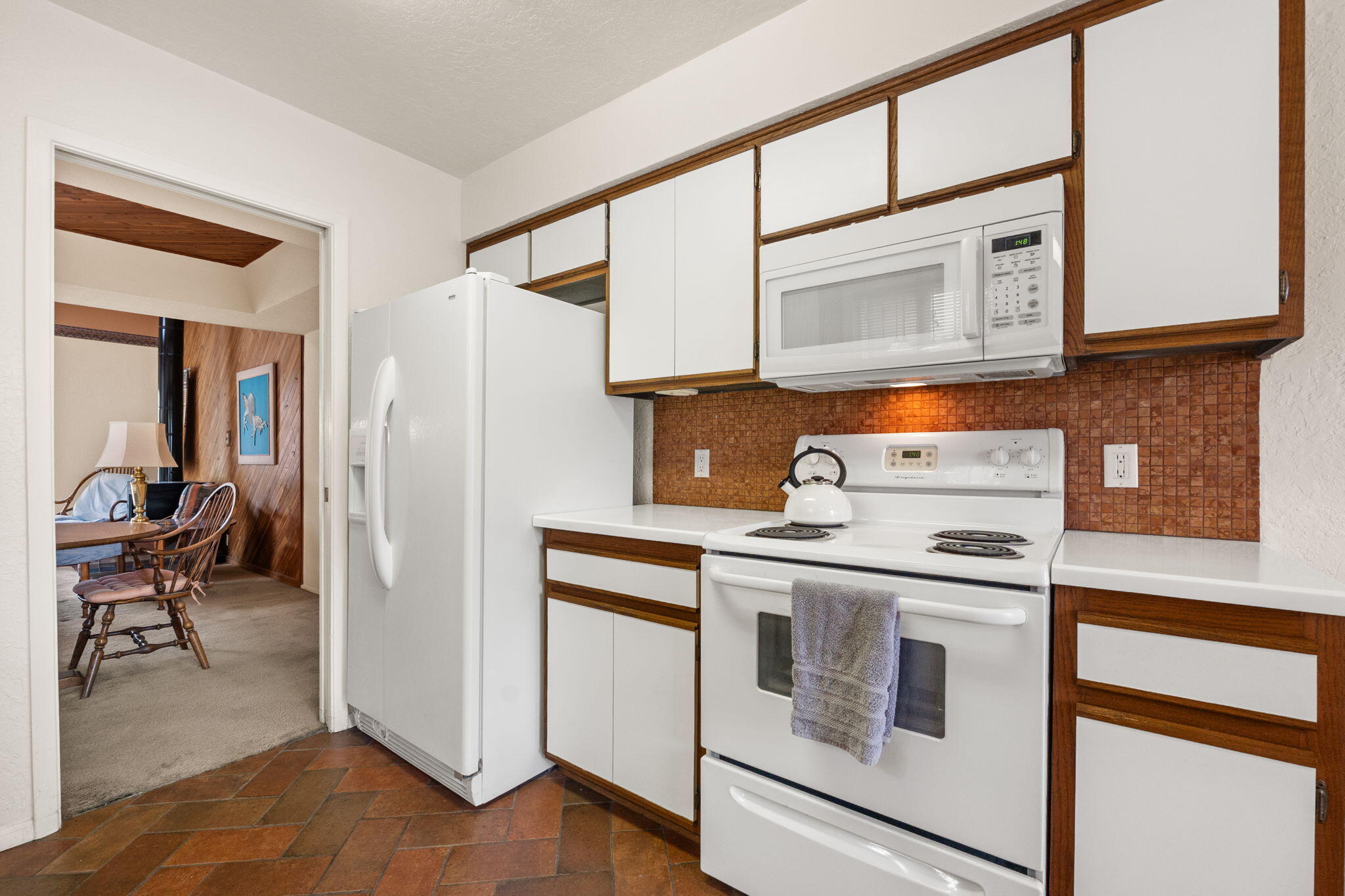 24 Casa Hermosa Drive NE