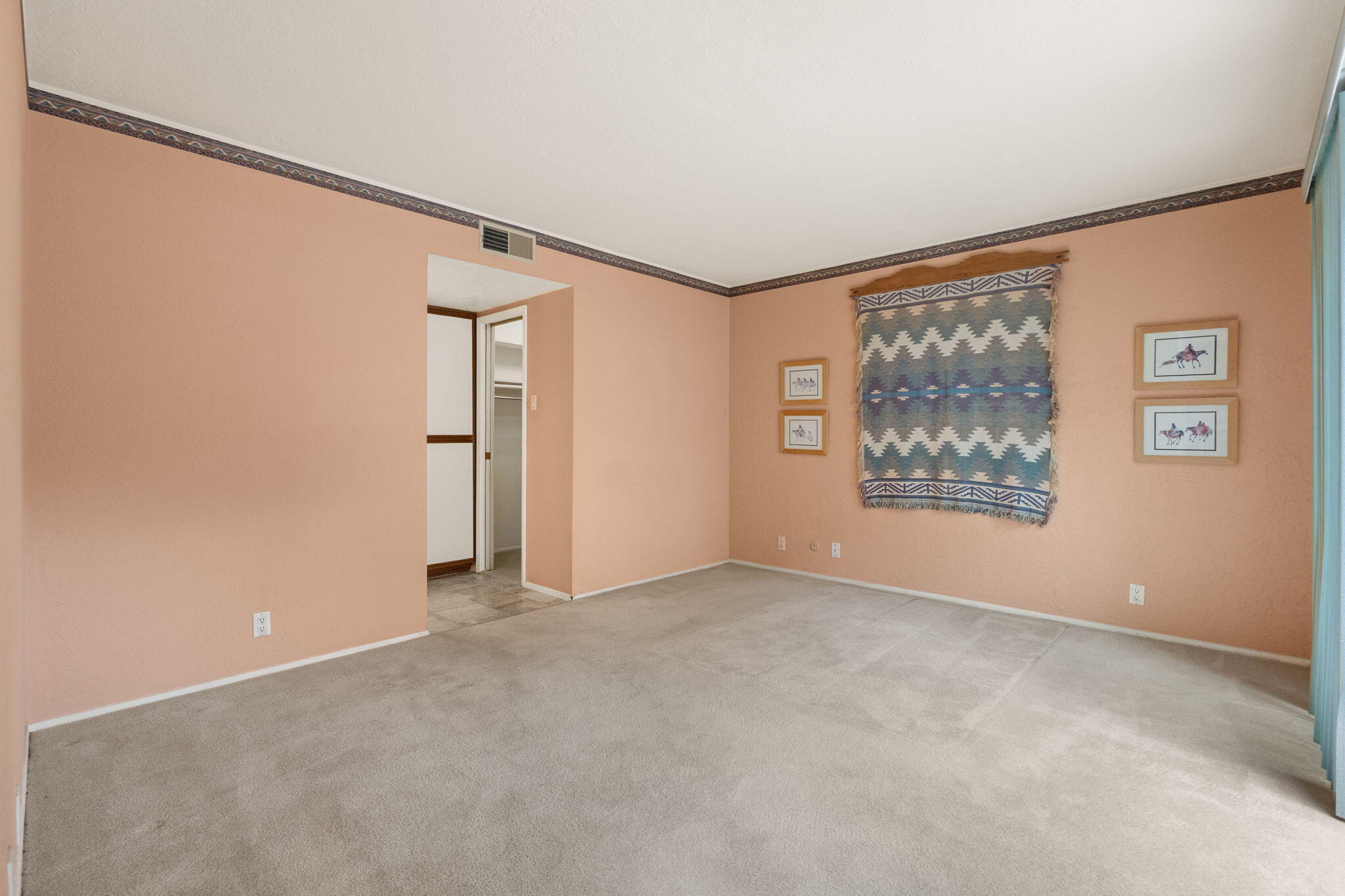 24 Casa Hermosa Drive NE