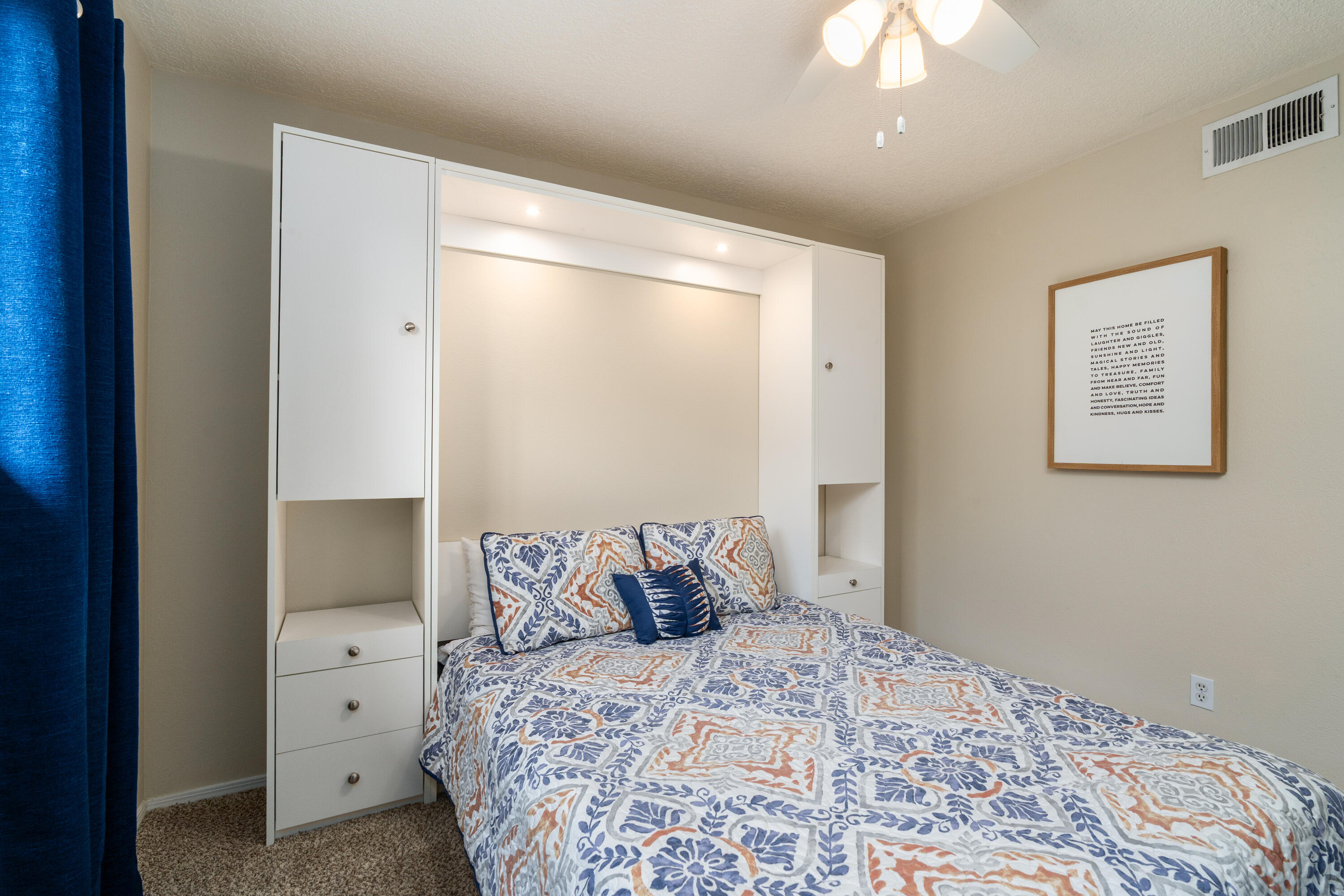 8138 AVENIDA LA PRESTINA NE