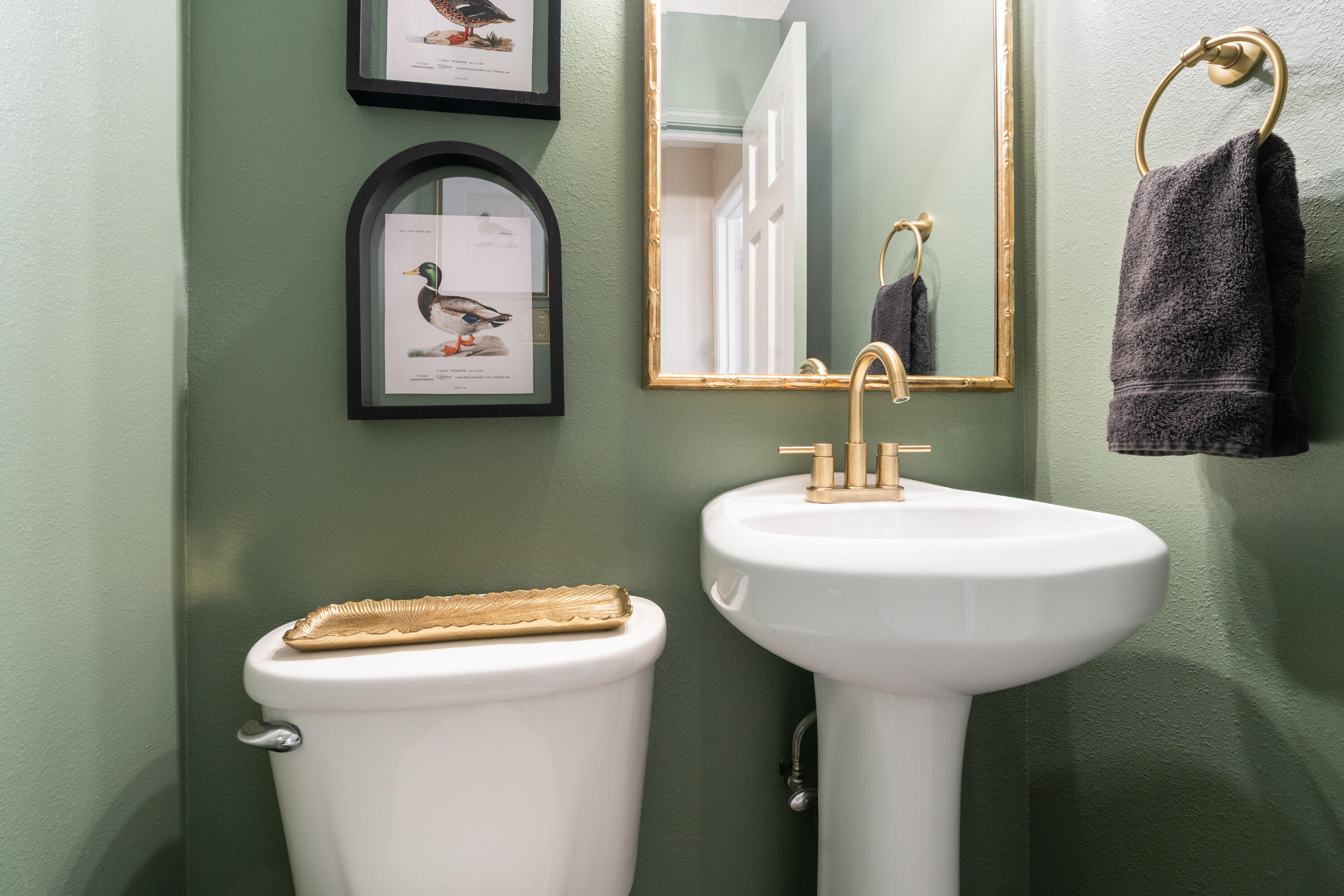 8138 AVENIDA LA PRESTINA NE