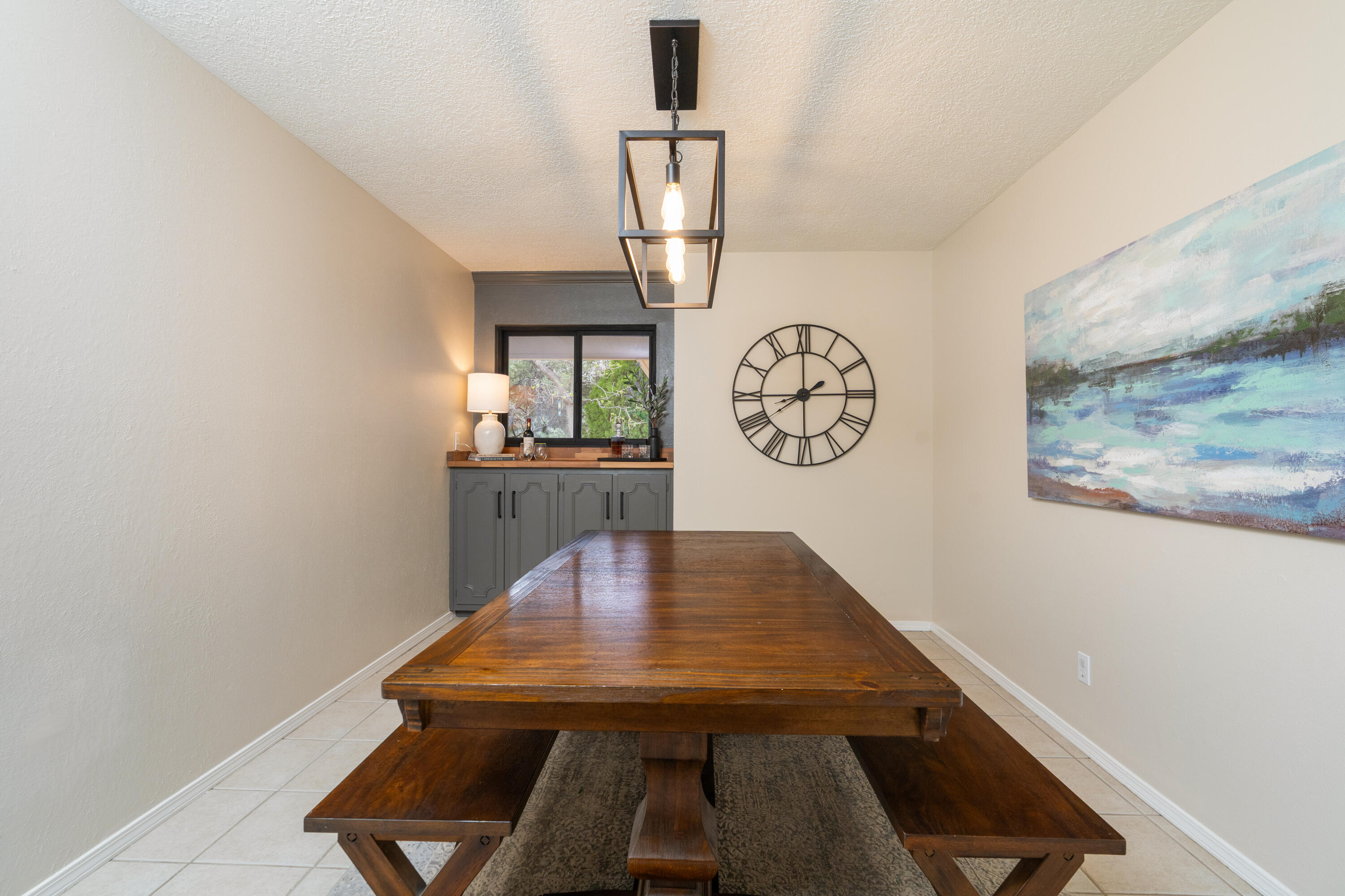 8138 AVENIDA LA PRESTINA NE