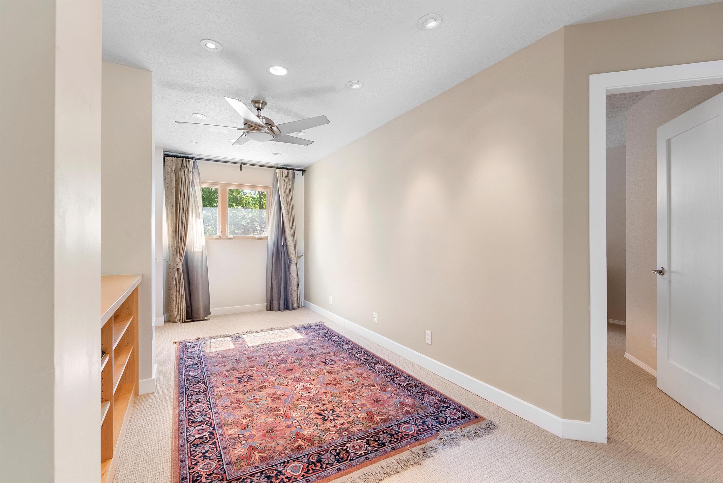 6112 Innsbrook Court NE