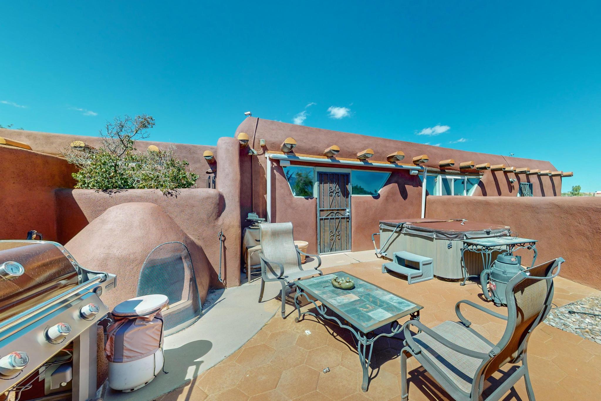 1440 Calle Cielo Vista Road