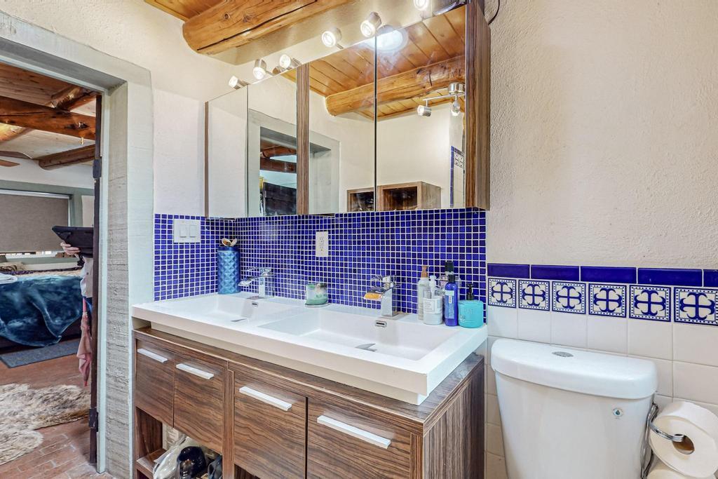 1440 Calle Cielo Vista Road