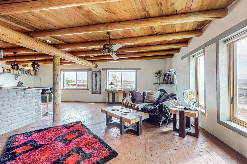 1440 Calle Cielo Vista Road