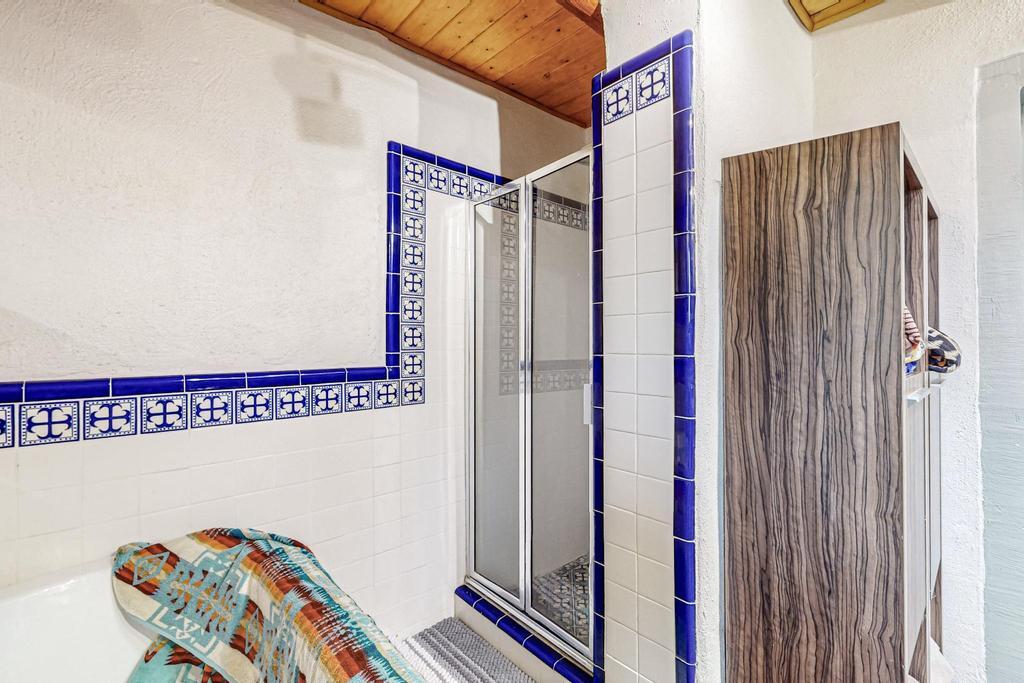 1440 Calle Cielo Vista Road