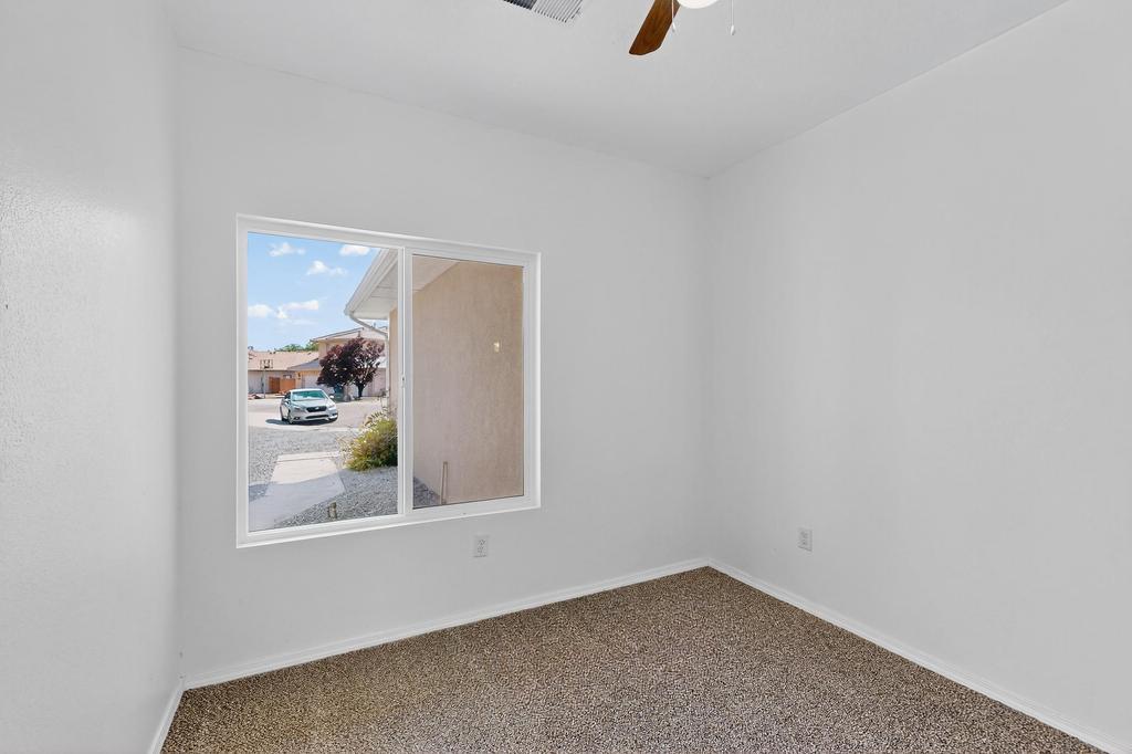 6912 RANCHO VISTA Place NE