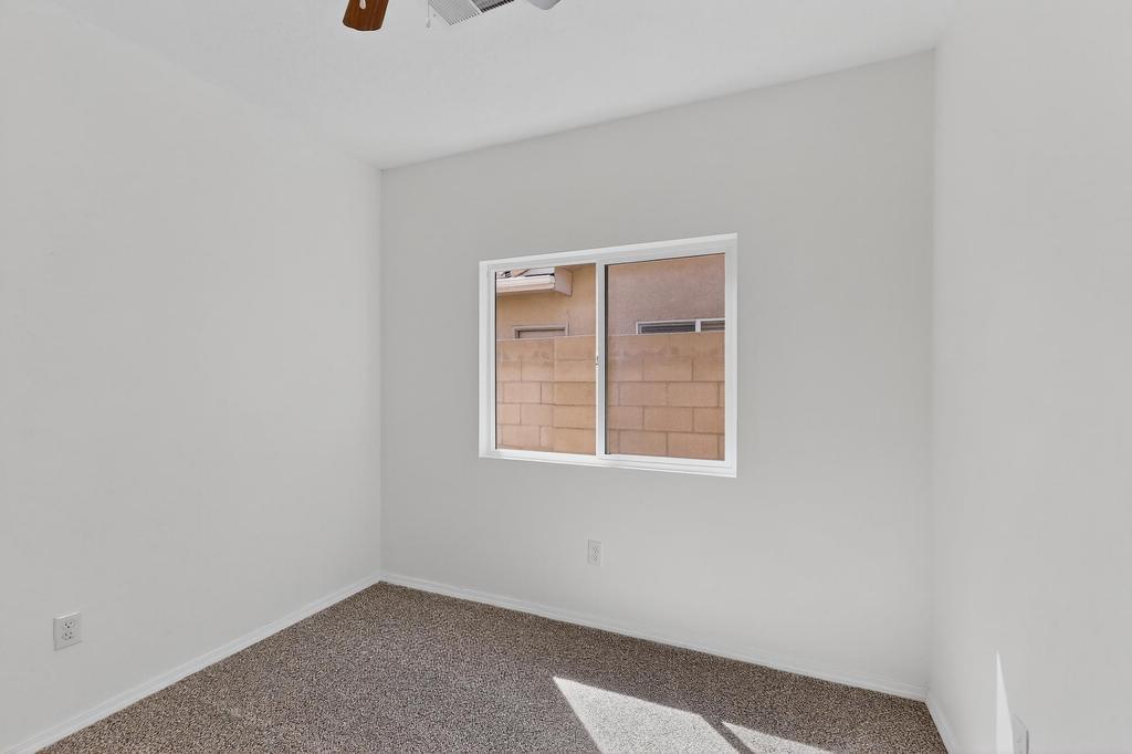 6912 RANCHO VISTA Place NE