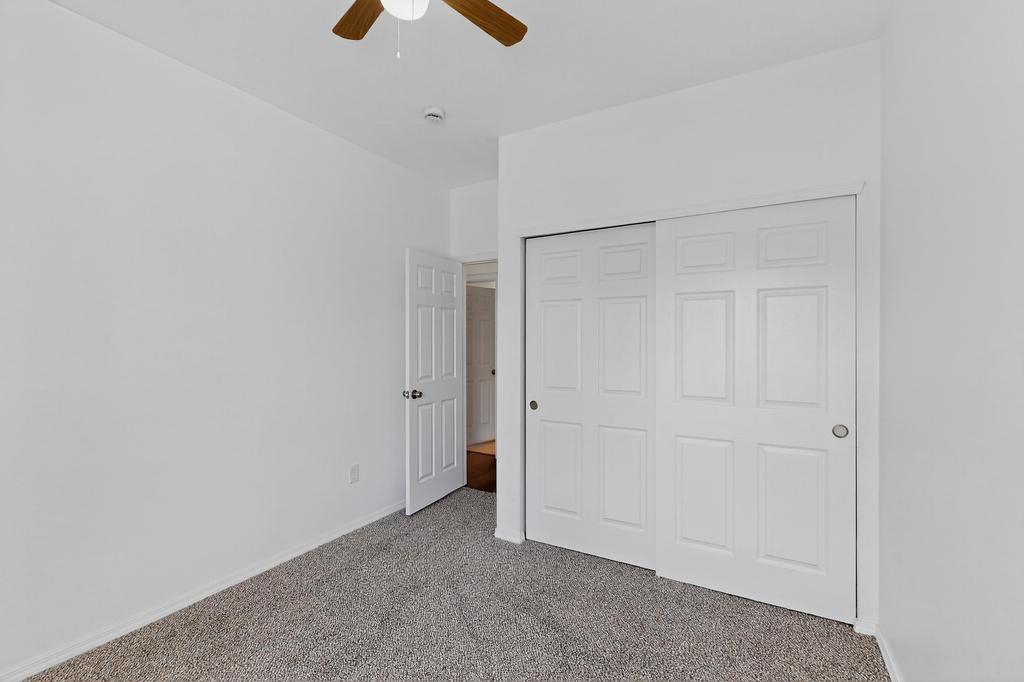 6912 RANCHO VISTA Place NE