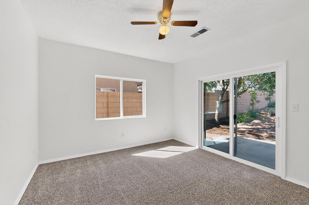 6912 RANCHO VISTA Place NE
