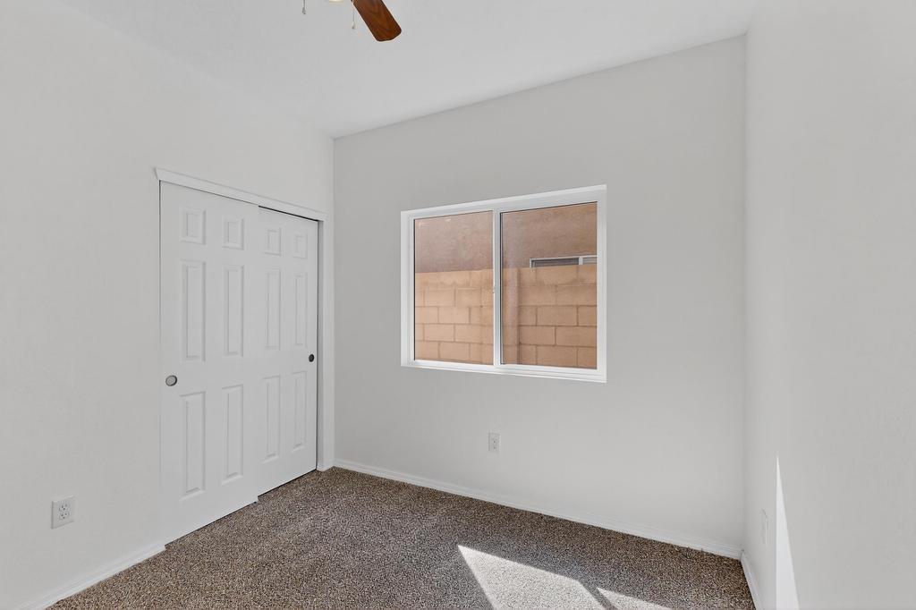 6912 RANCHO VISTA Place NE