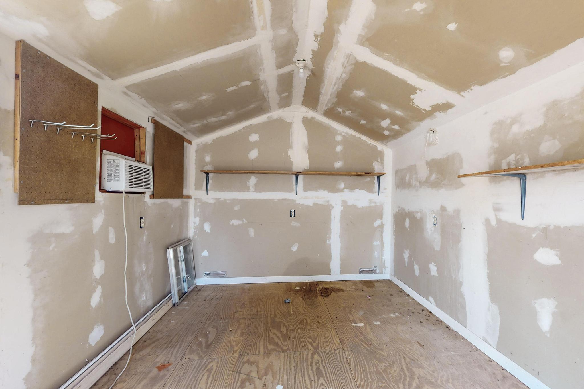 1109 DAKOTA Street SE