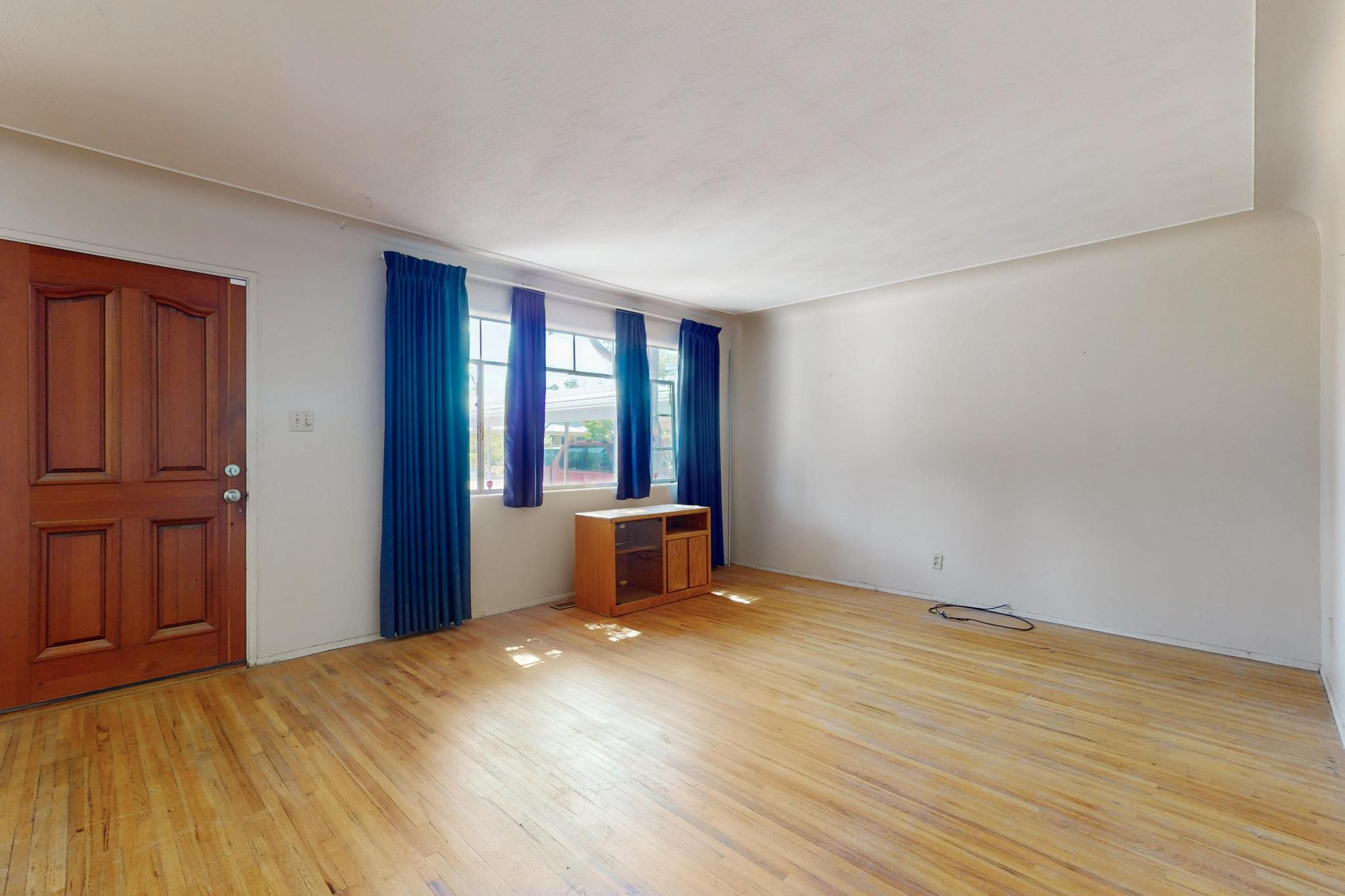 1109 DAKOTA Street SE