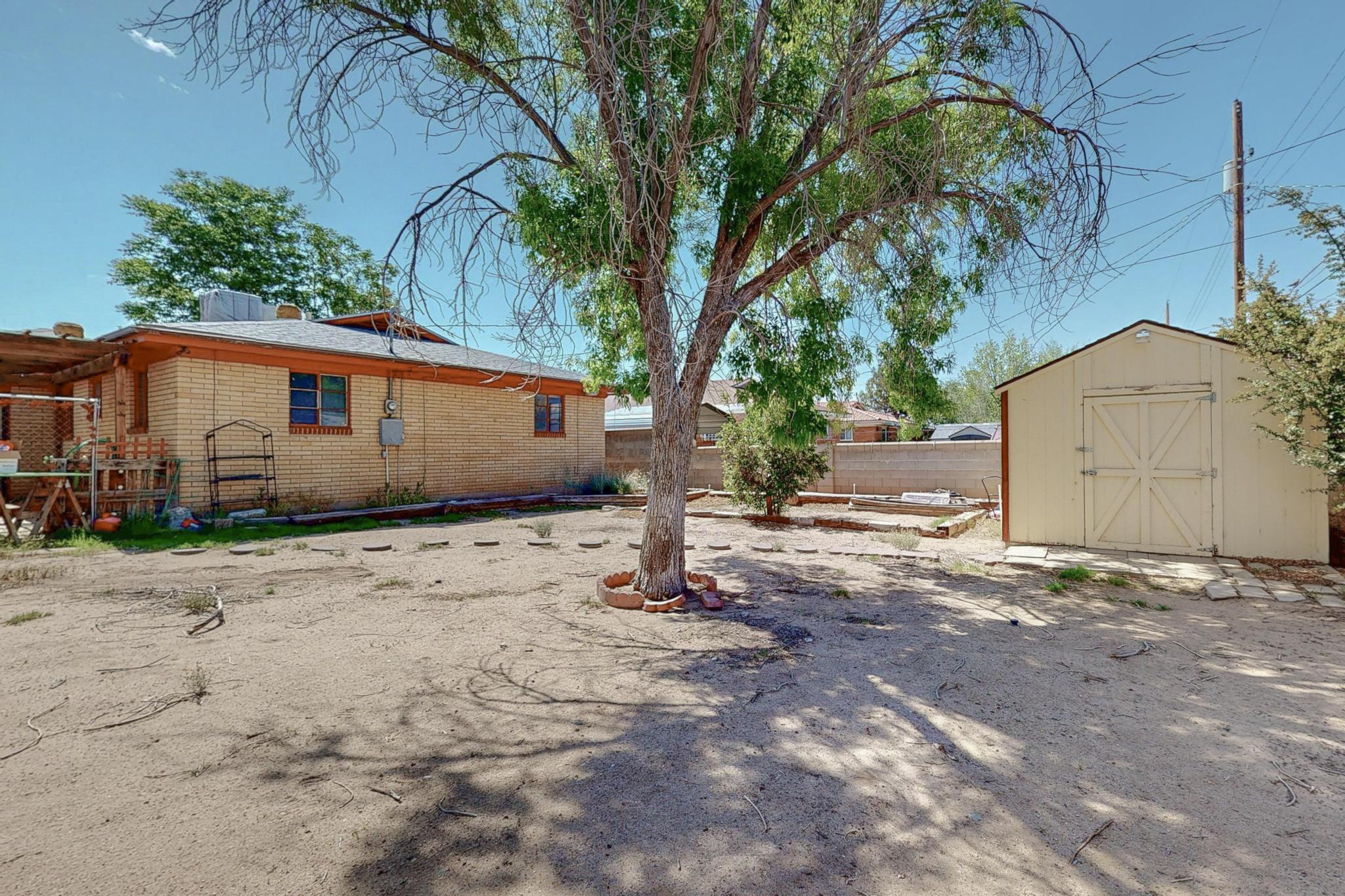 1109 DAKOTA Street SE