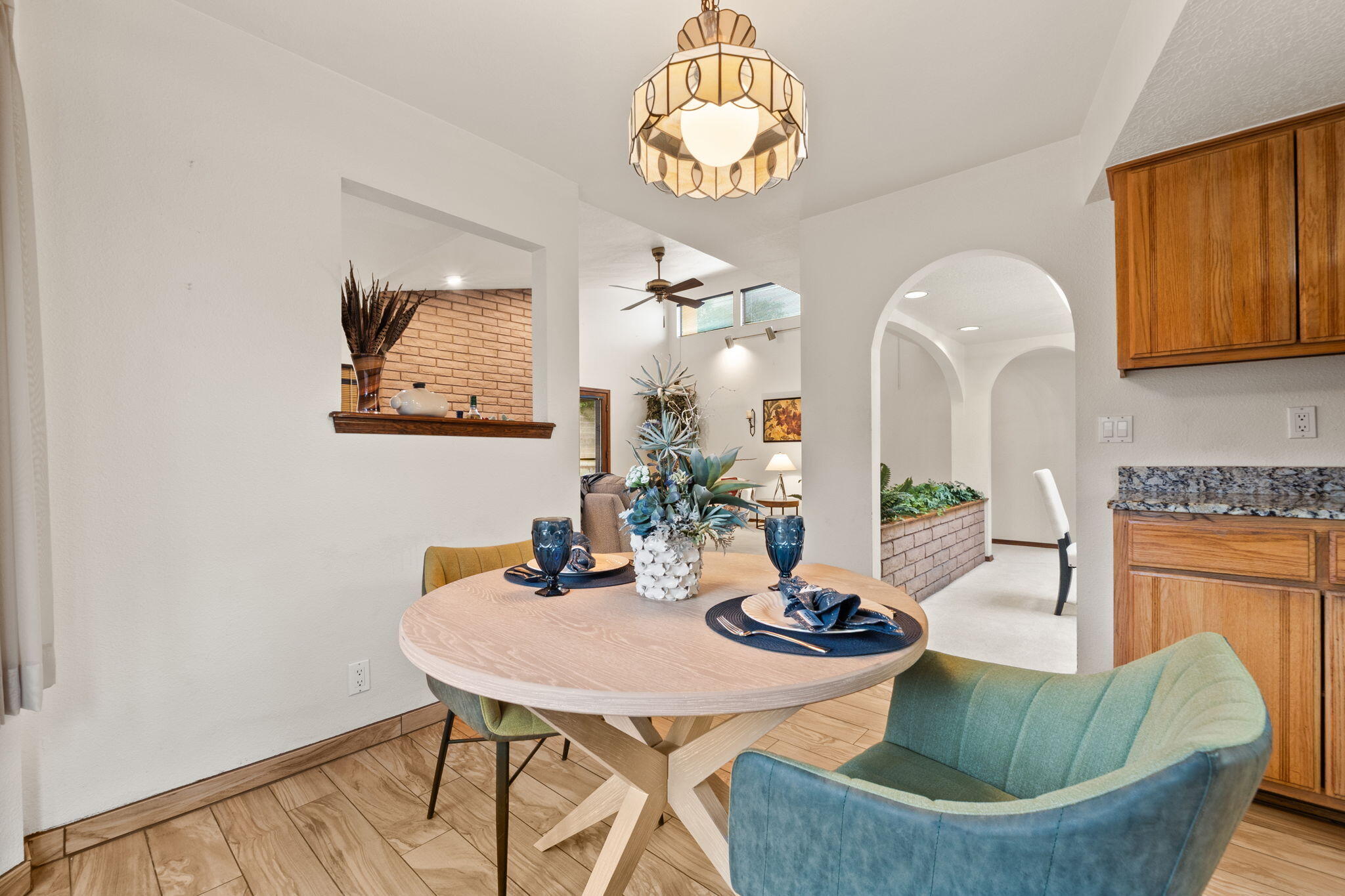 5422 EDWARDS Drive NE