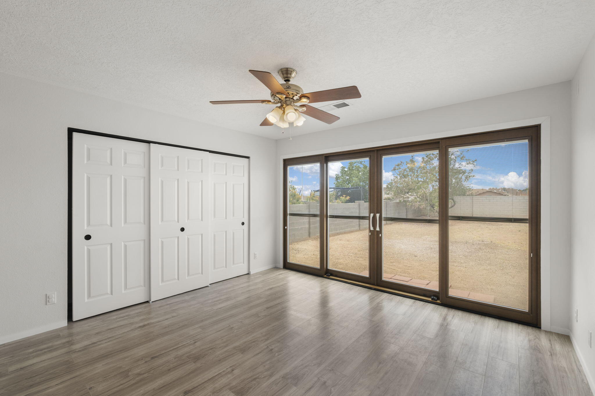 7032 GLEN HILLS Drive NE