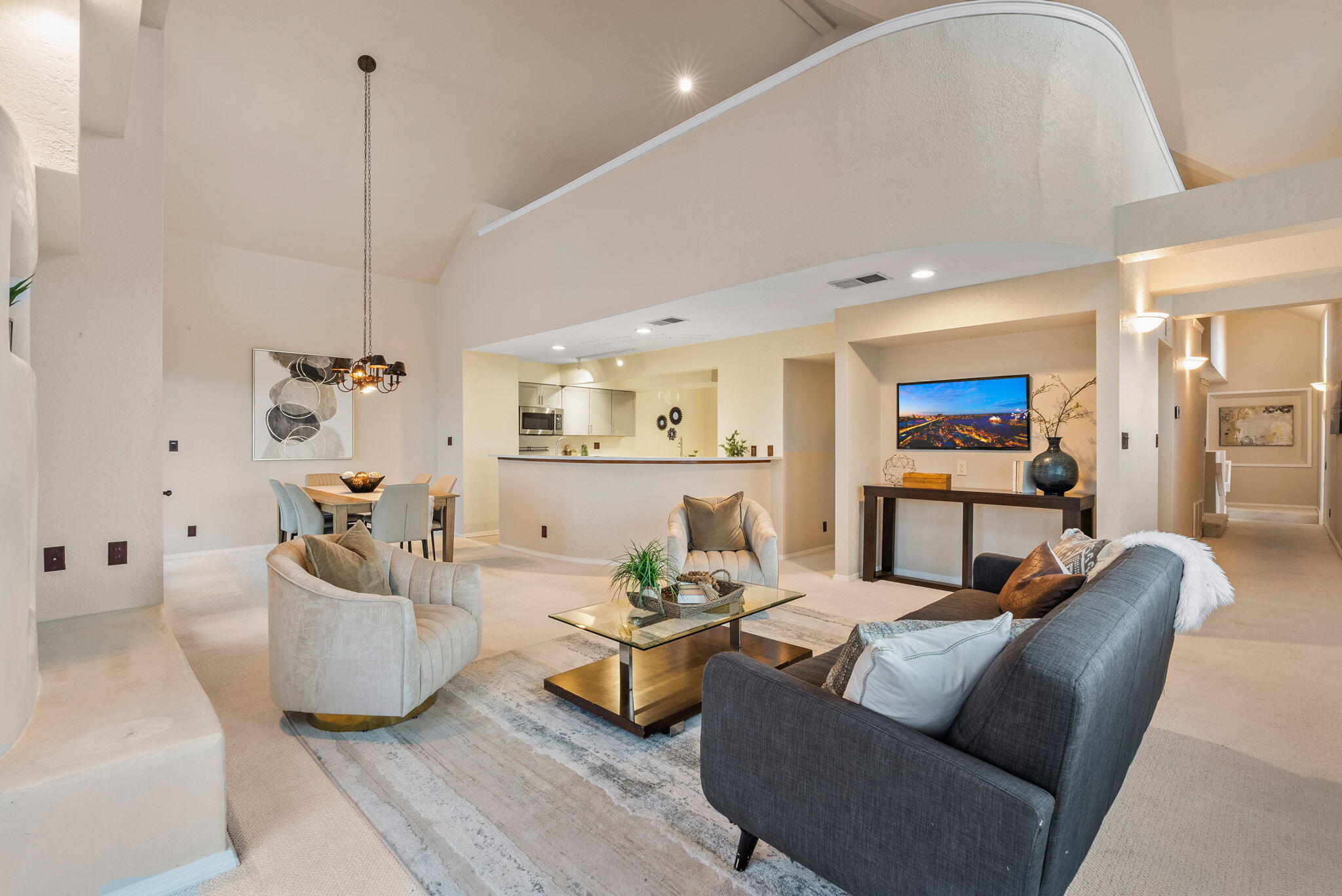 5177 GLENWOOD POINTE Lane NE