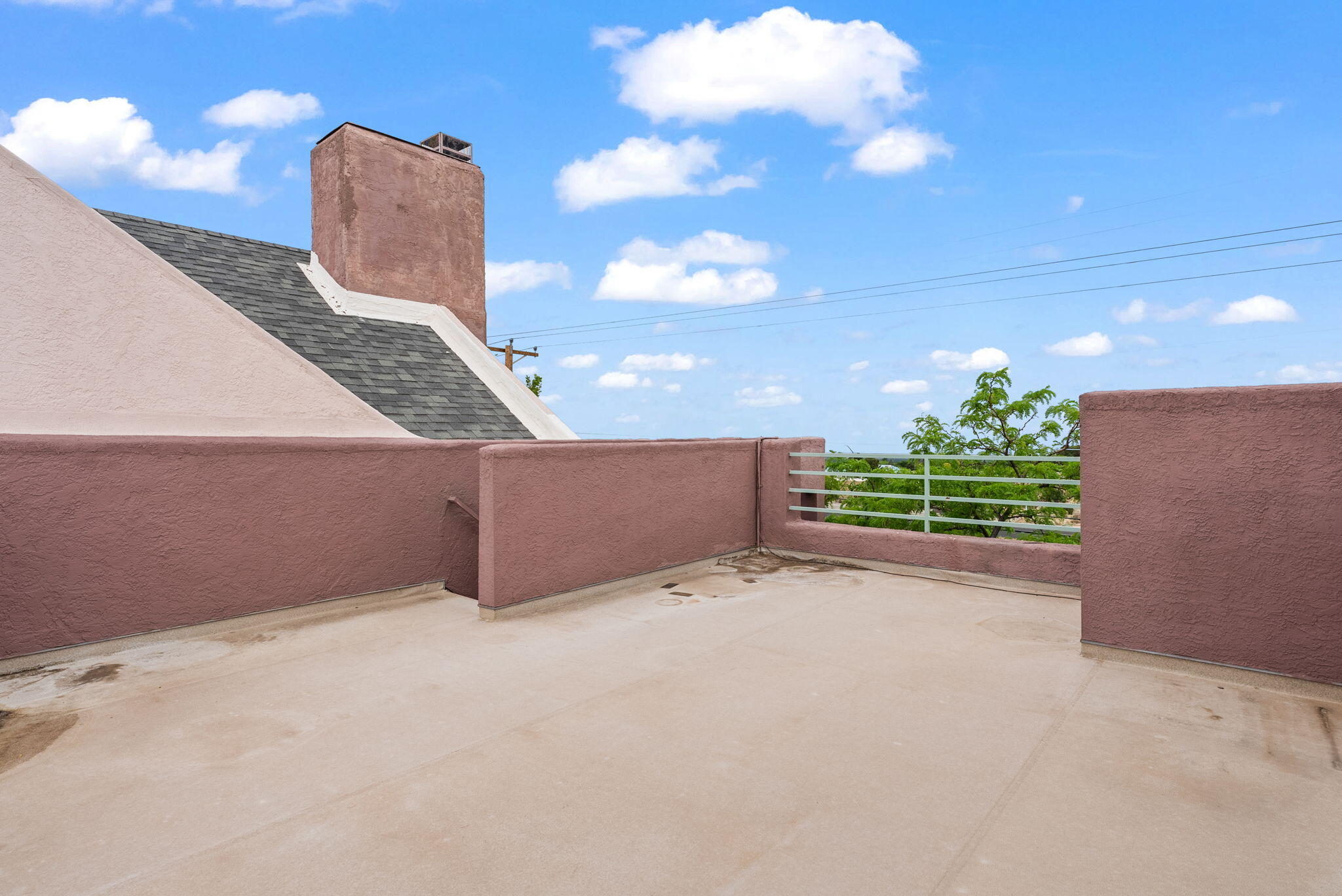 5177 GLENWOOD POINTE Lane NE