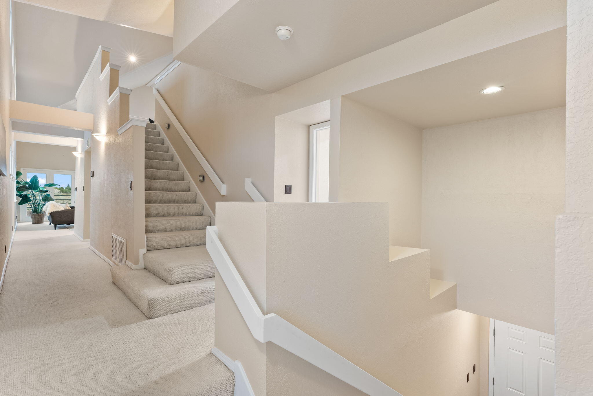 5177 GLENWOOD POINTE Lane NE