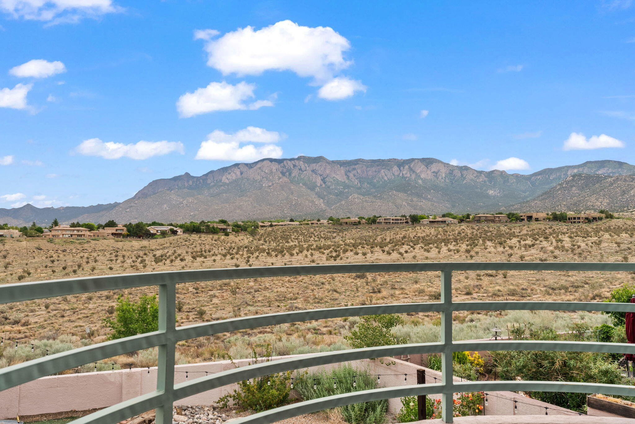 5177 GLENWOOD POINTE Lane NE