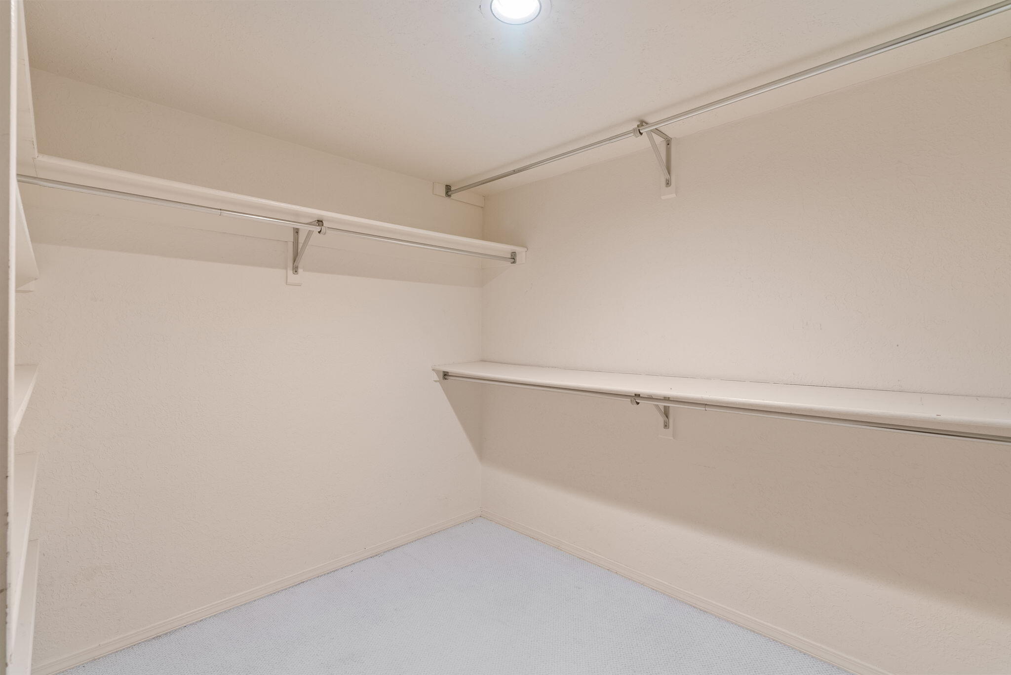 5177 GLENWOOD POINTE Lane NE