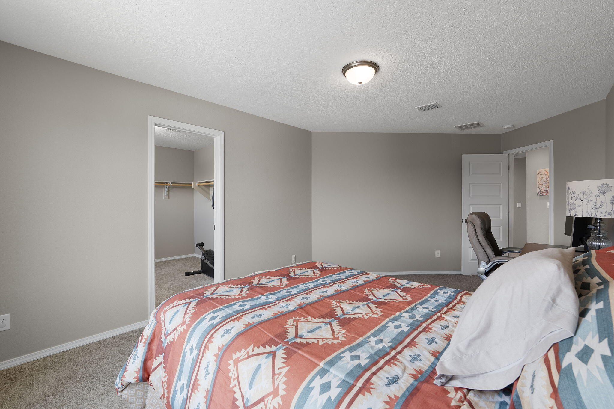 8607 ANIMAS Place NW