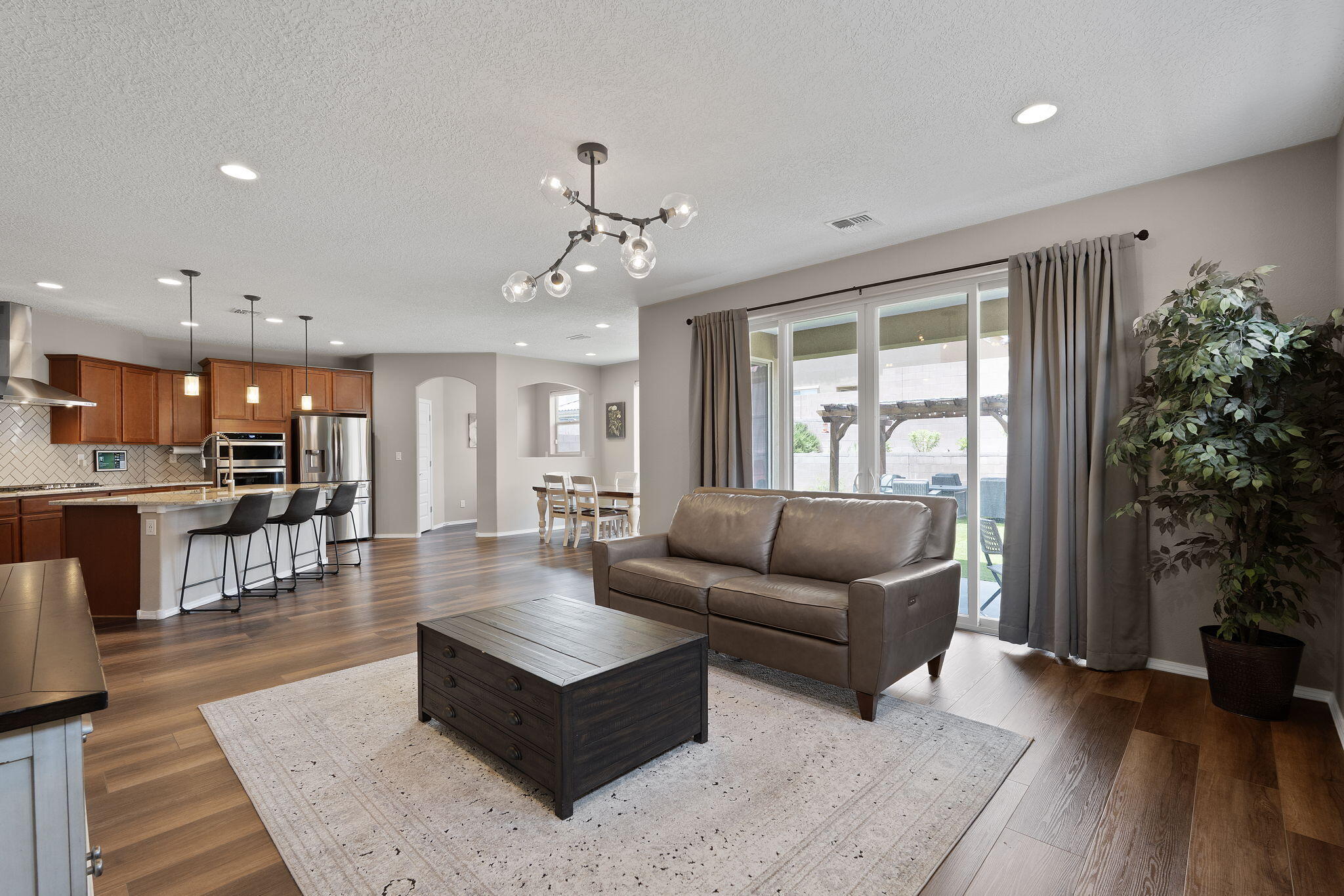 8607 ANIMAS Place NW