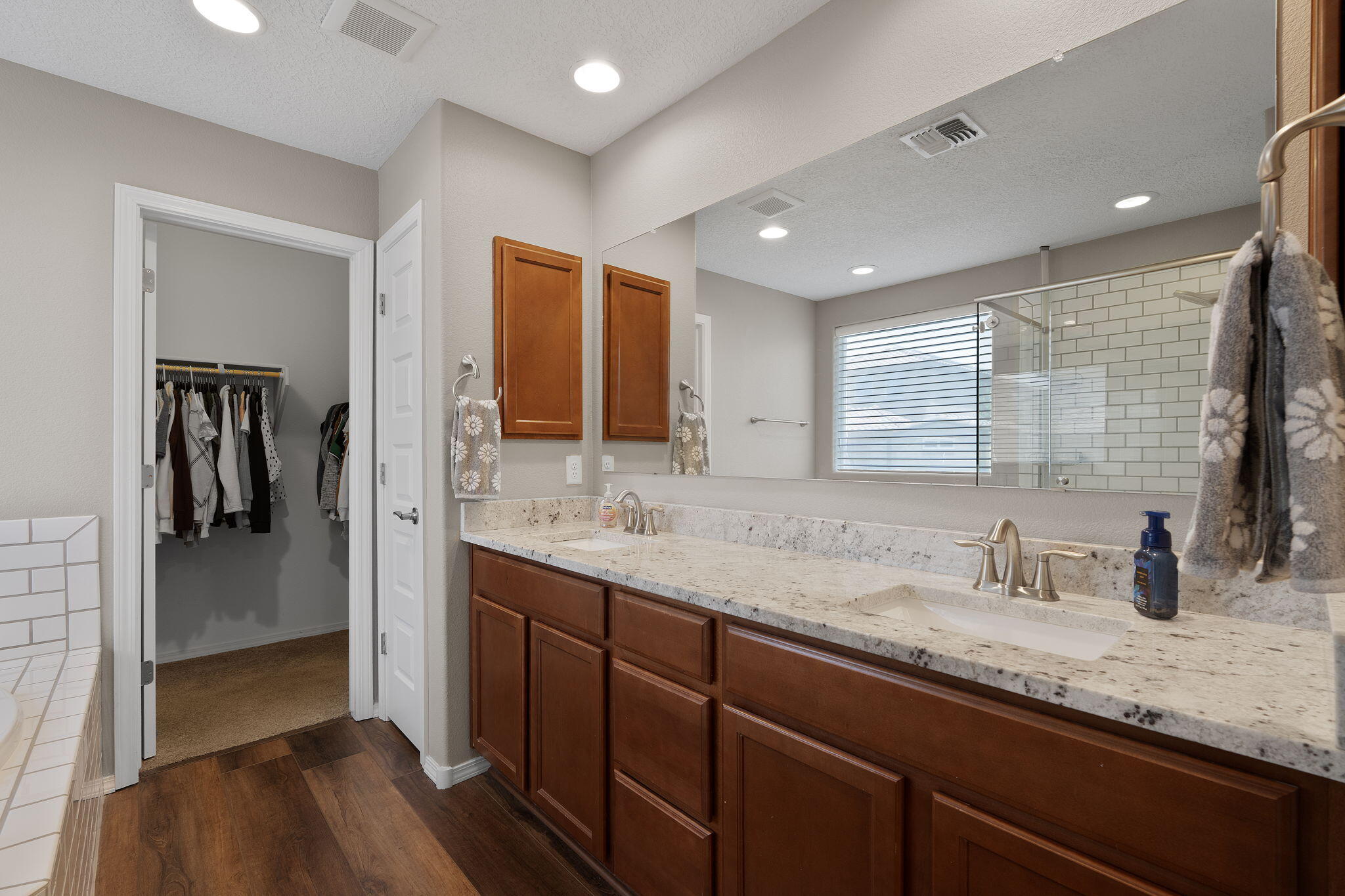 8607 ANIMAS Place NW