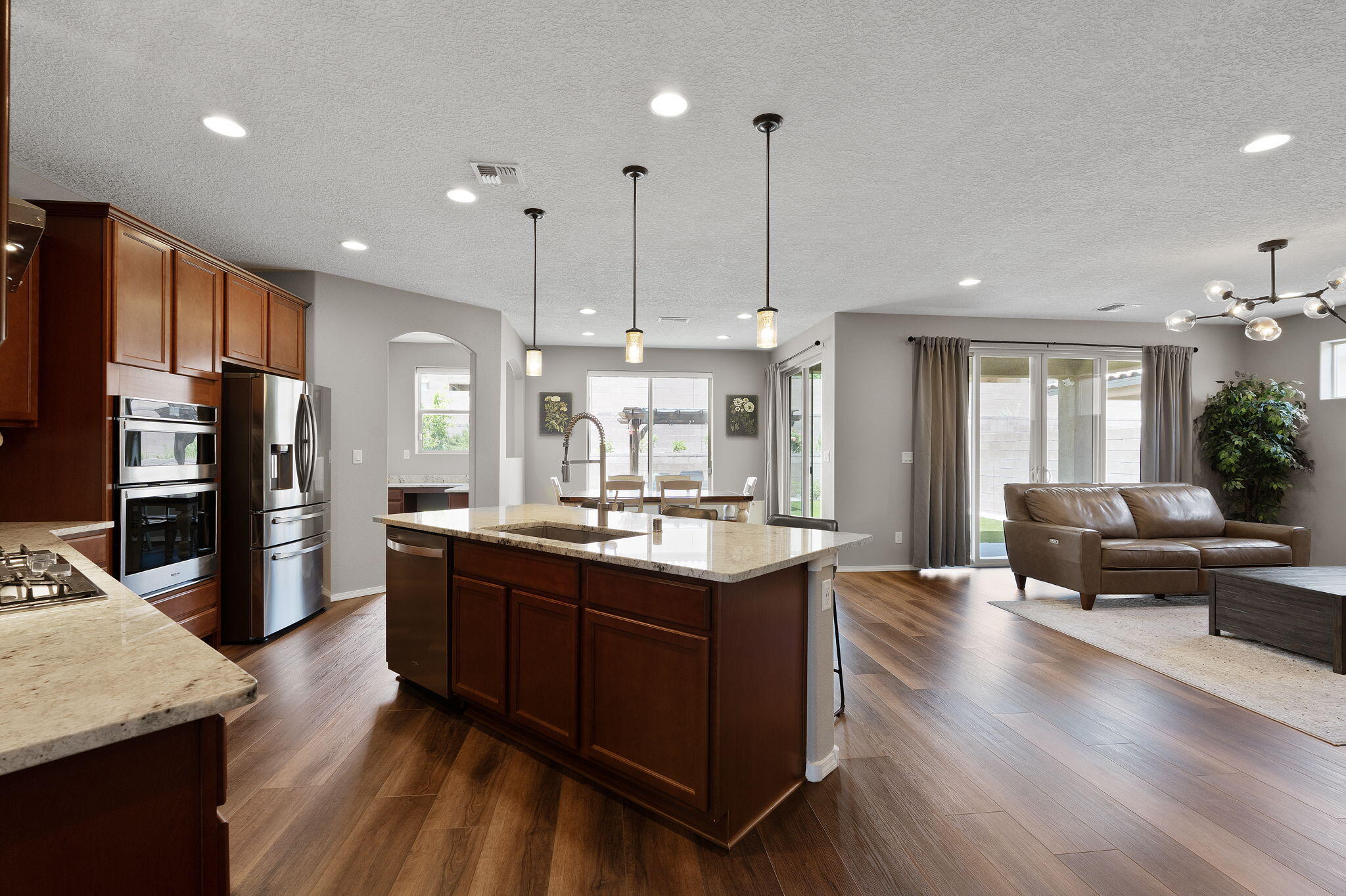 8607 ANIMAS Place NW