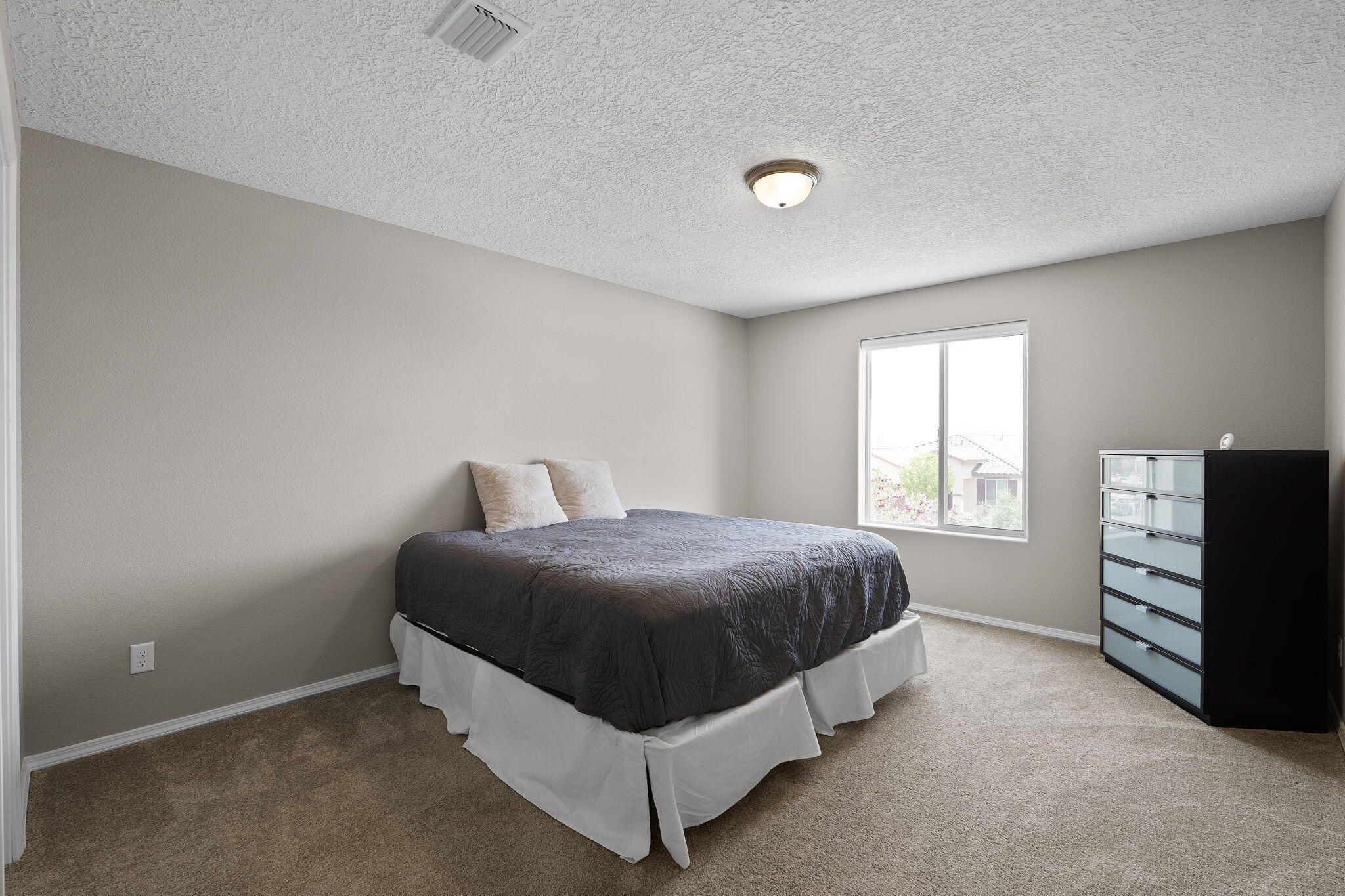 8607 ANIMAS Place NW