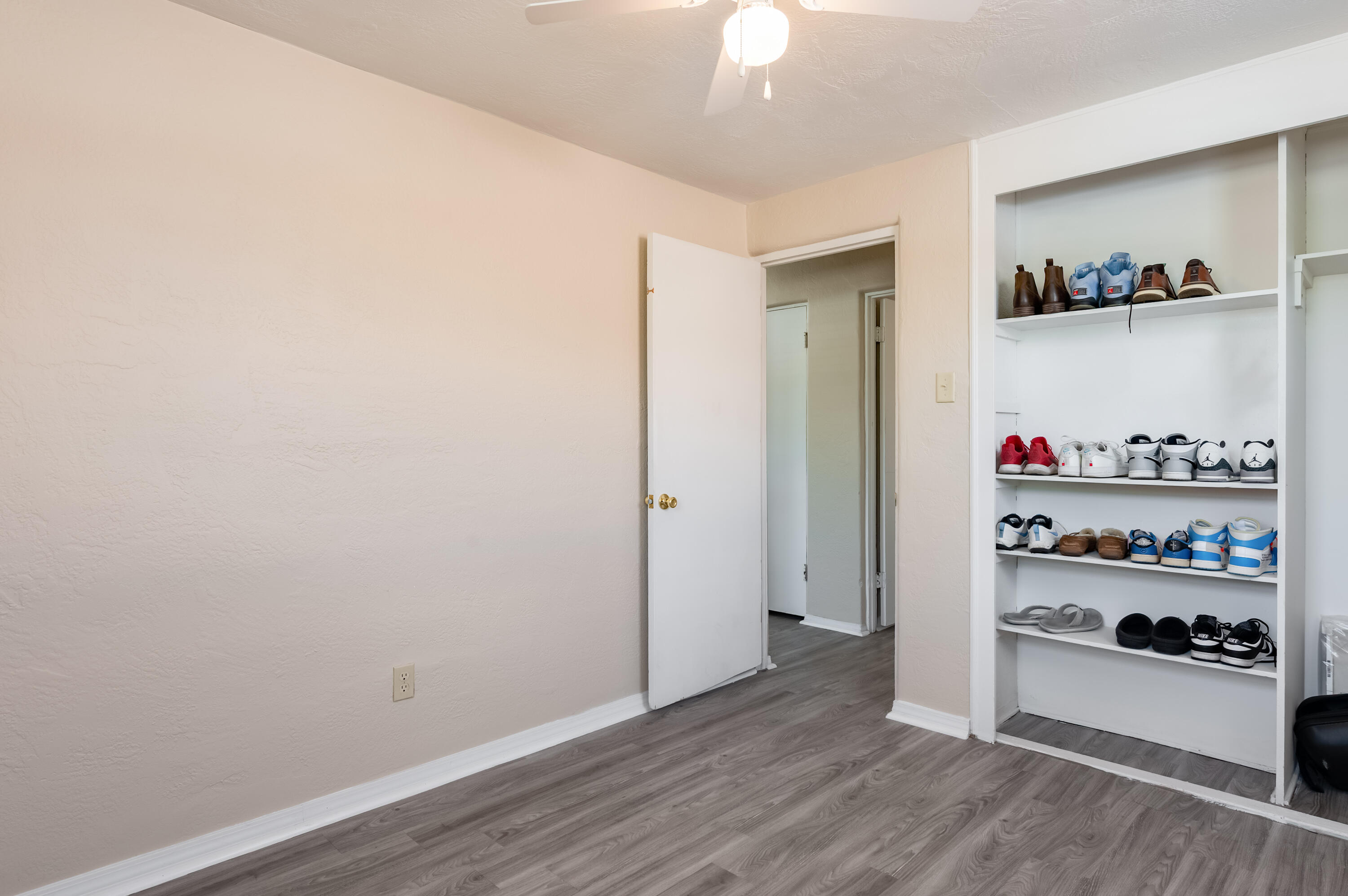 3413 CARDENAS Drive NE