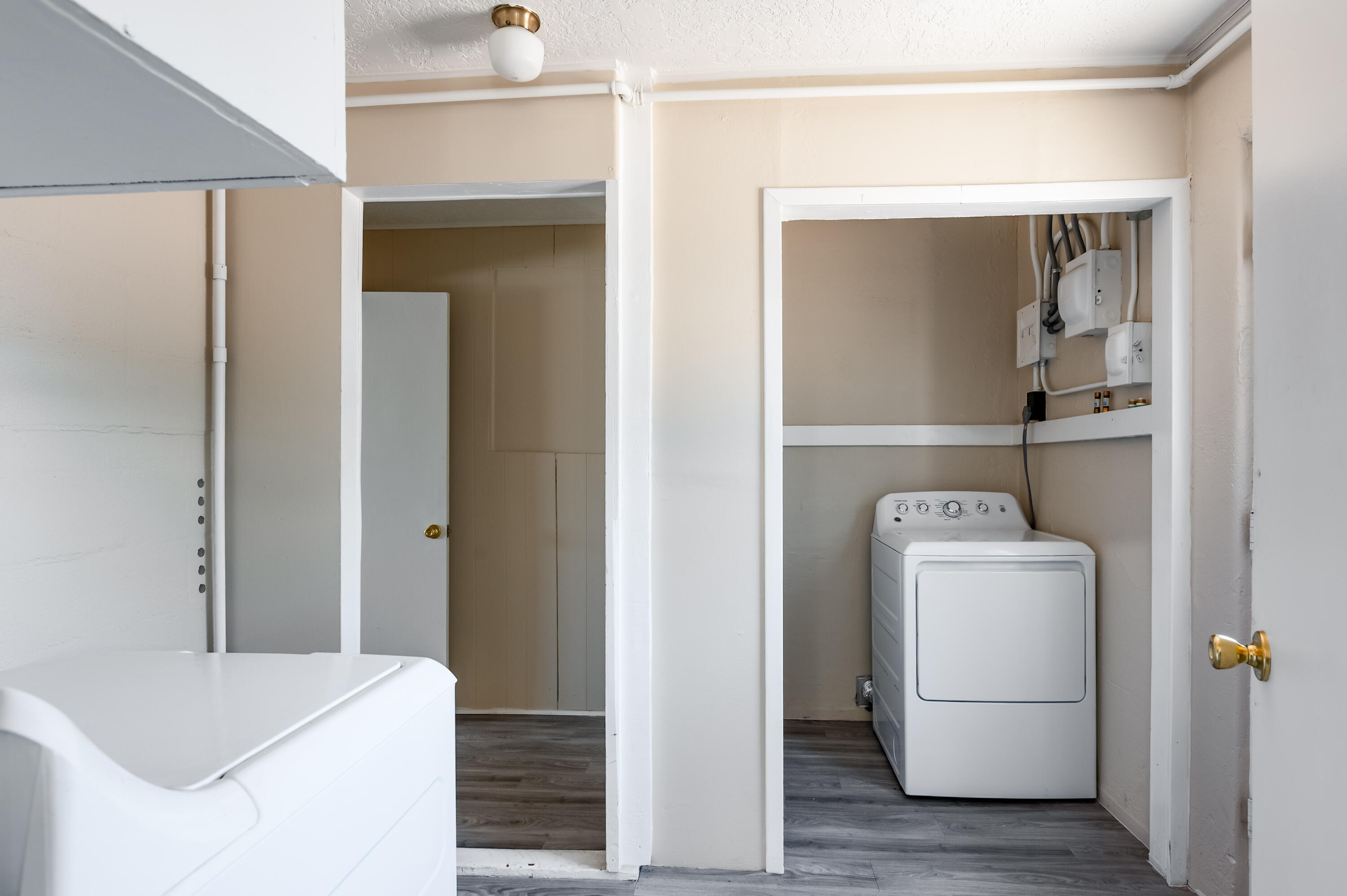 3413 CARDENAS Drive NE