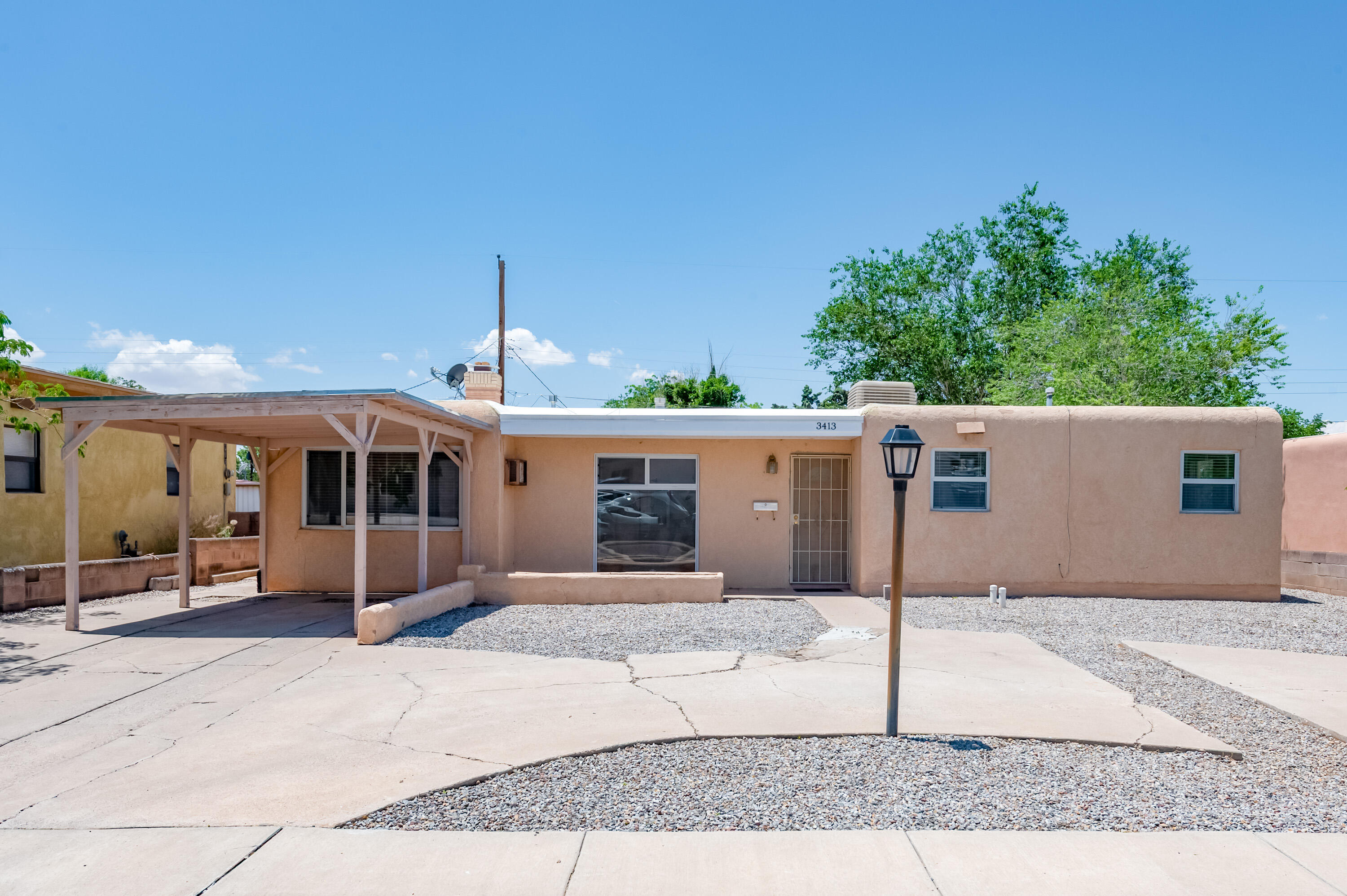 3413 CARDENAS Drive NE