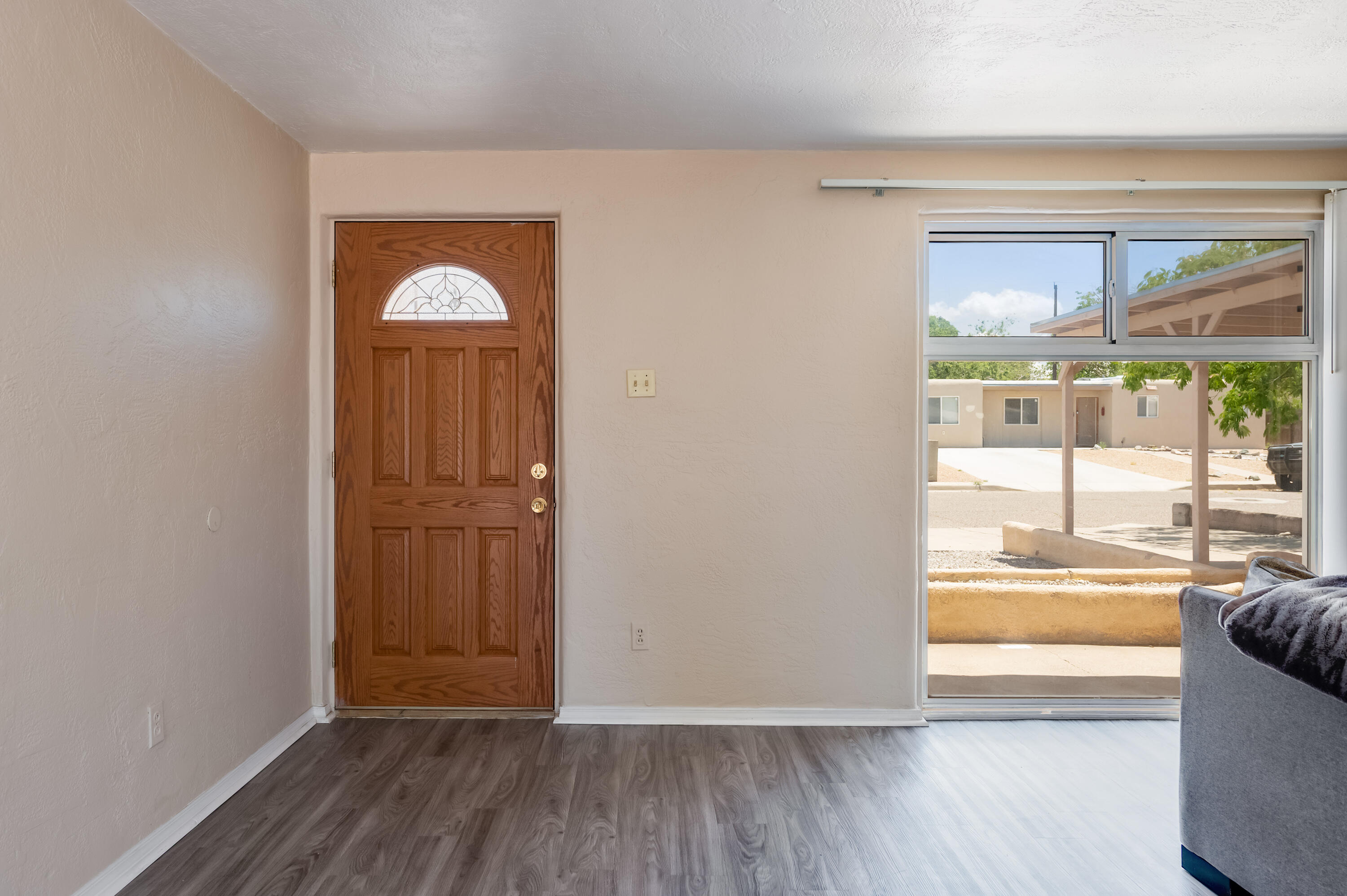 3413 CARDENAS Drive NE