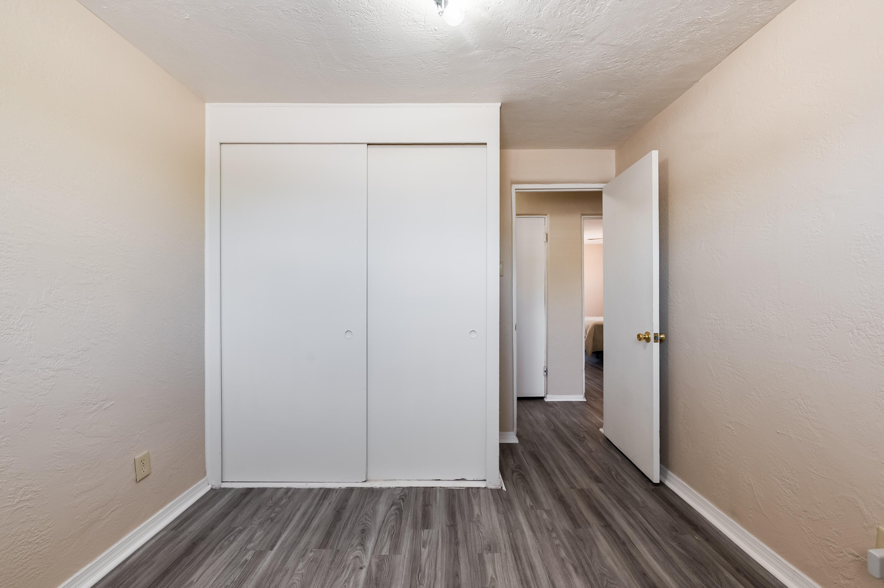 3413 CARDENAS Drive NE