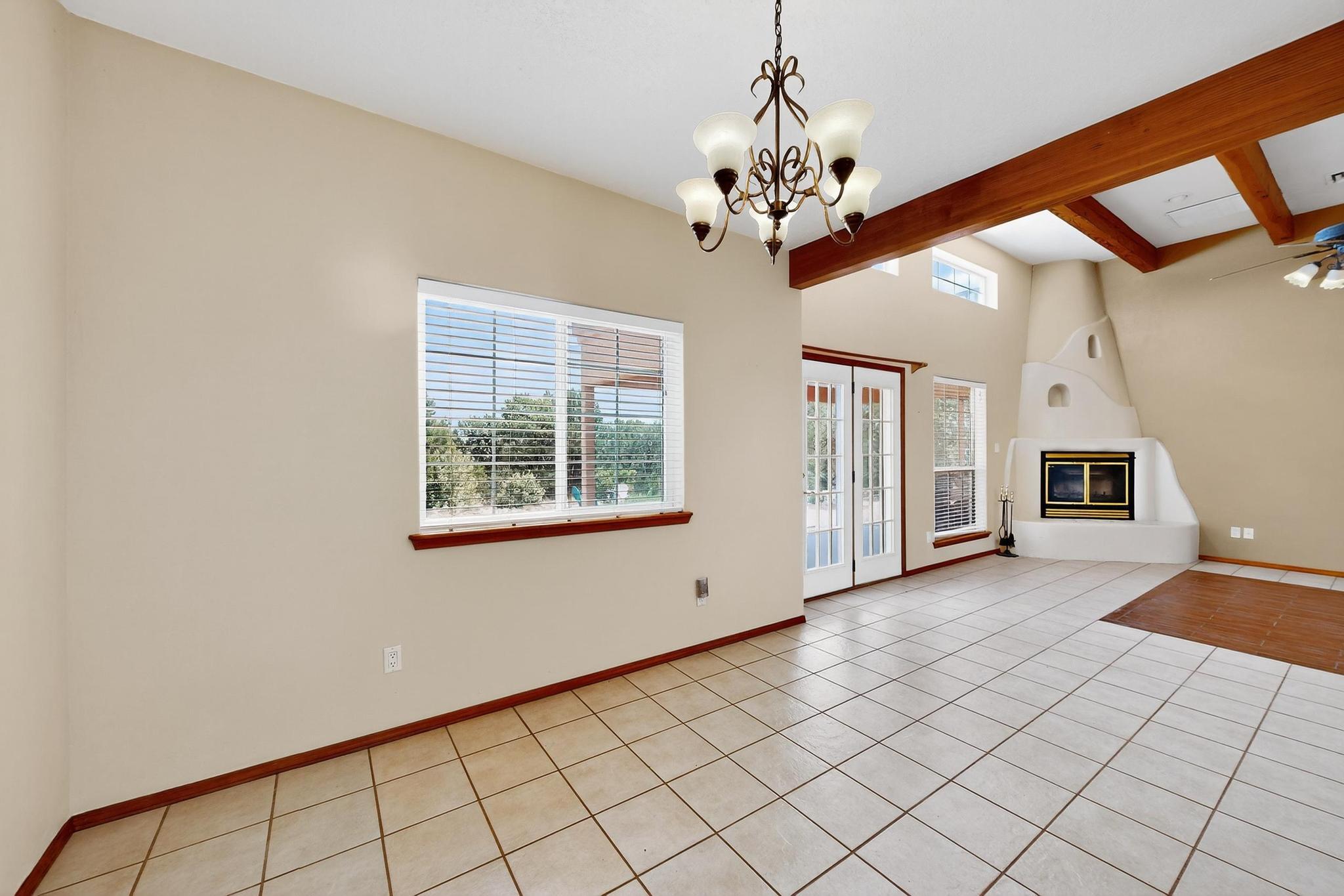 6 WESTERN SADDLE Drive