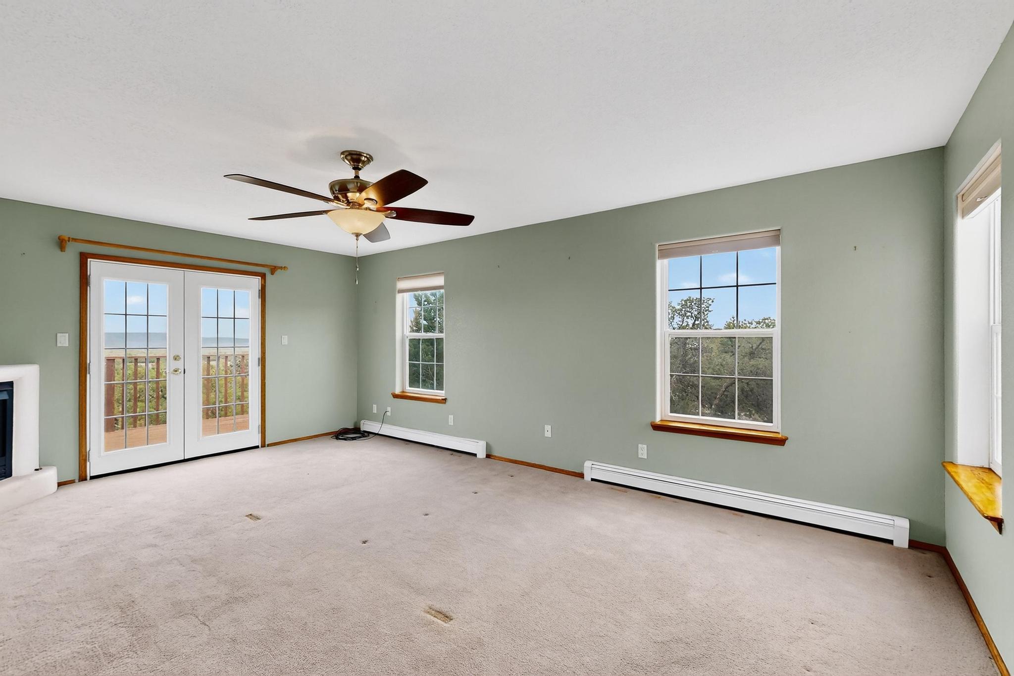 6 WESTERN SADDLE Drive