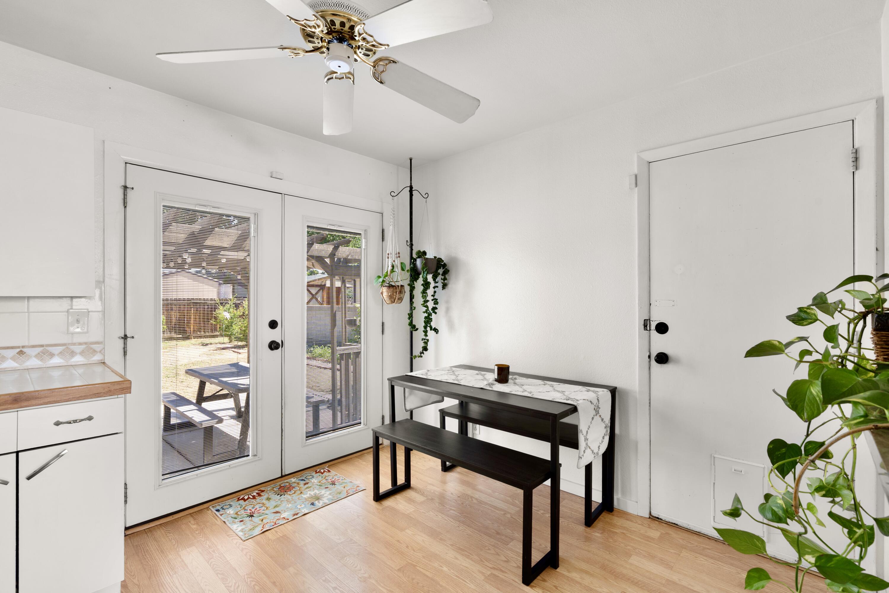 3913 GOODRICH Avenue NE