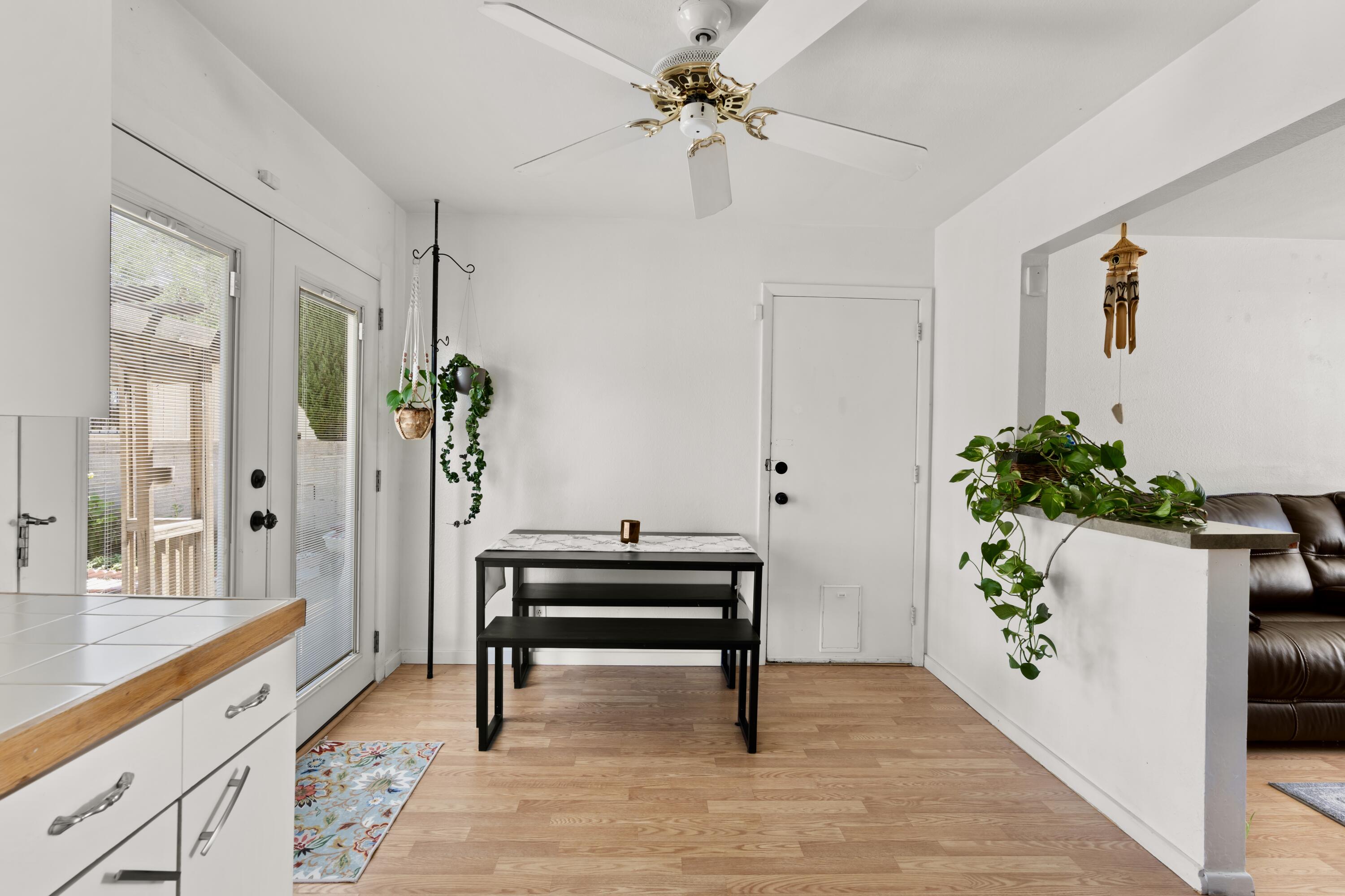 3913 GOODRICH Avenue NE