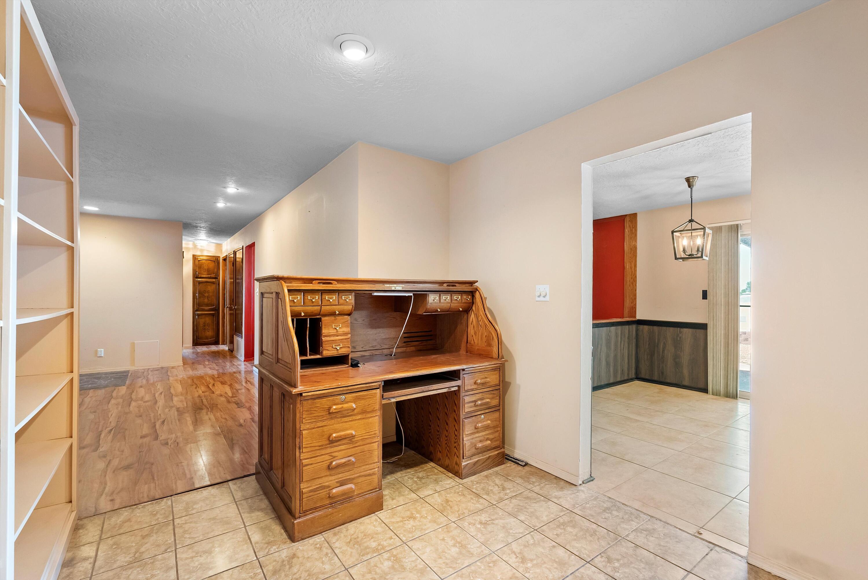 5309 Jessie Drive NE