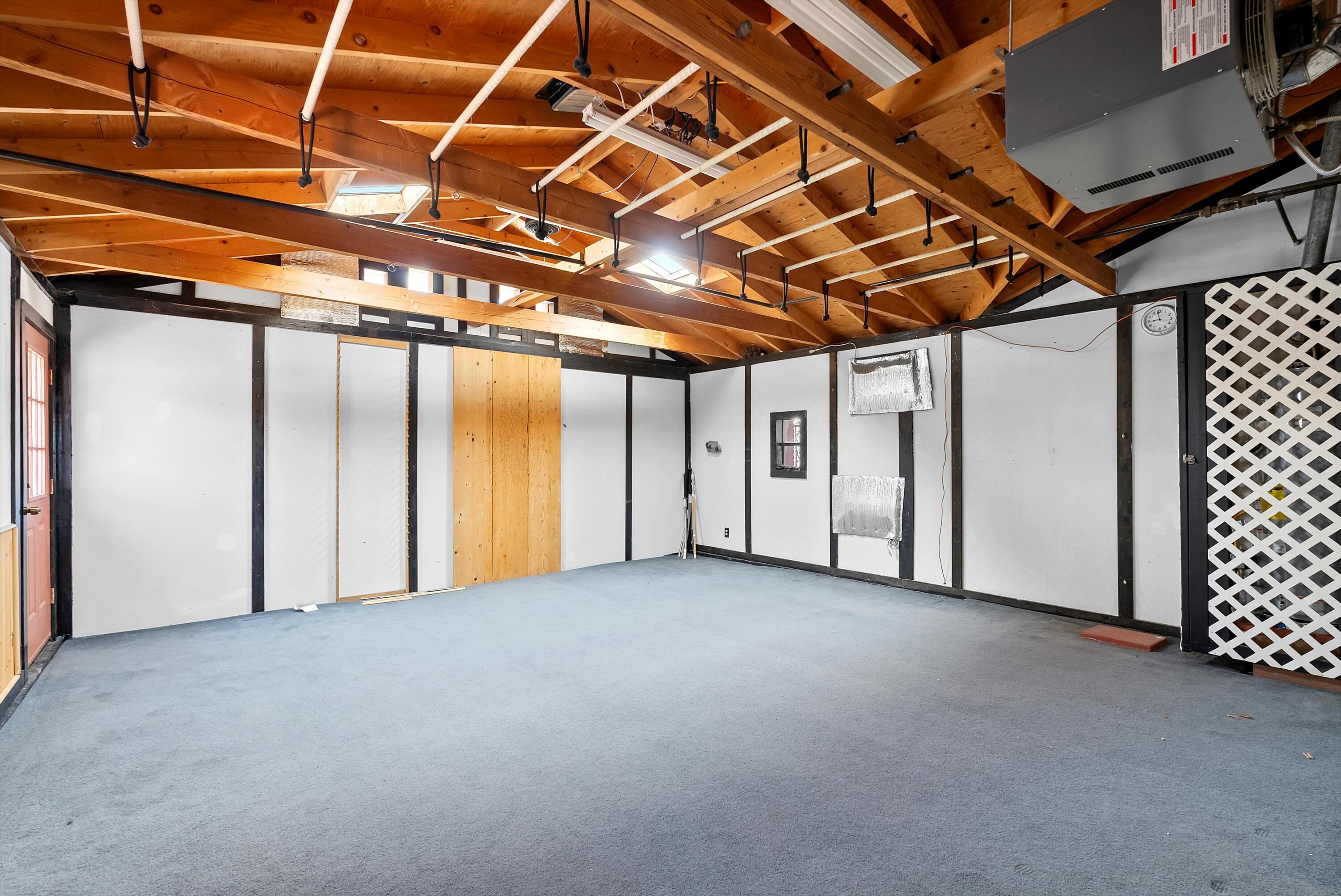 5309 Jessie Drive NE