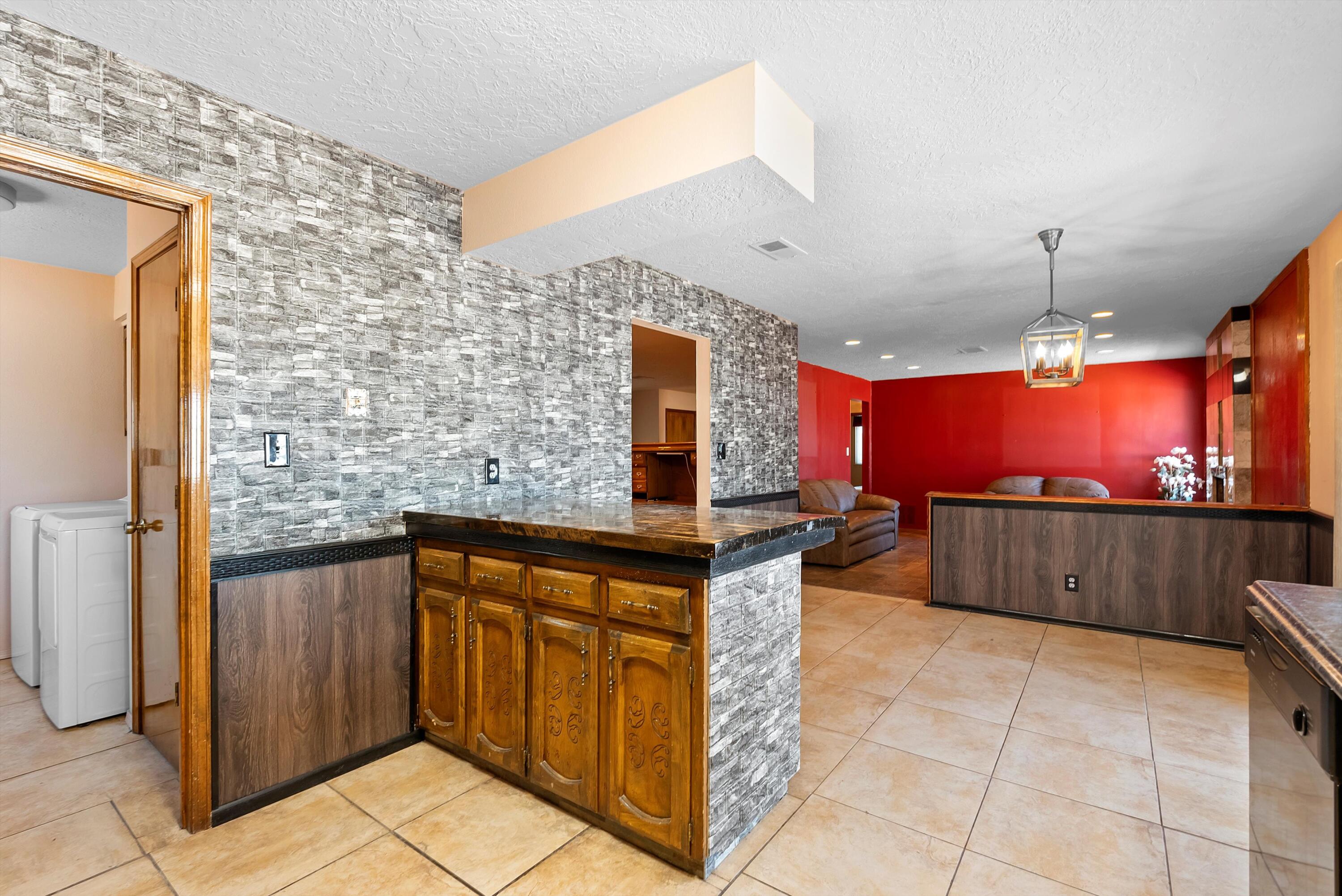 5309 Jessie Drive NE