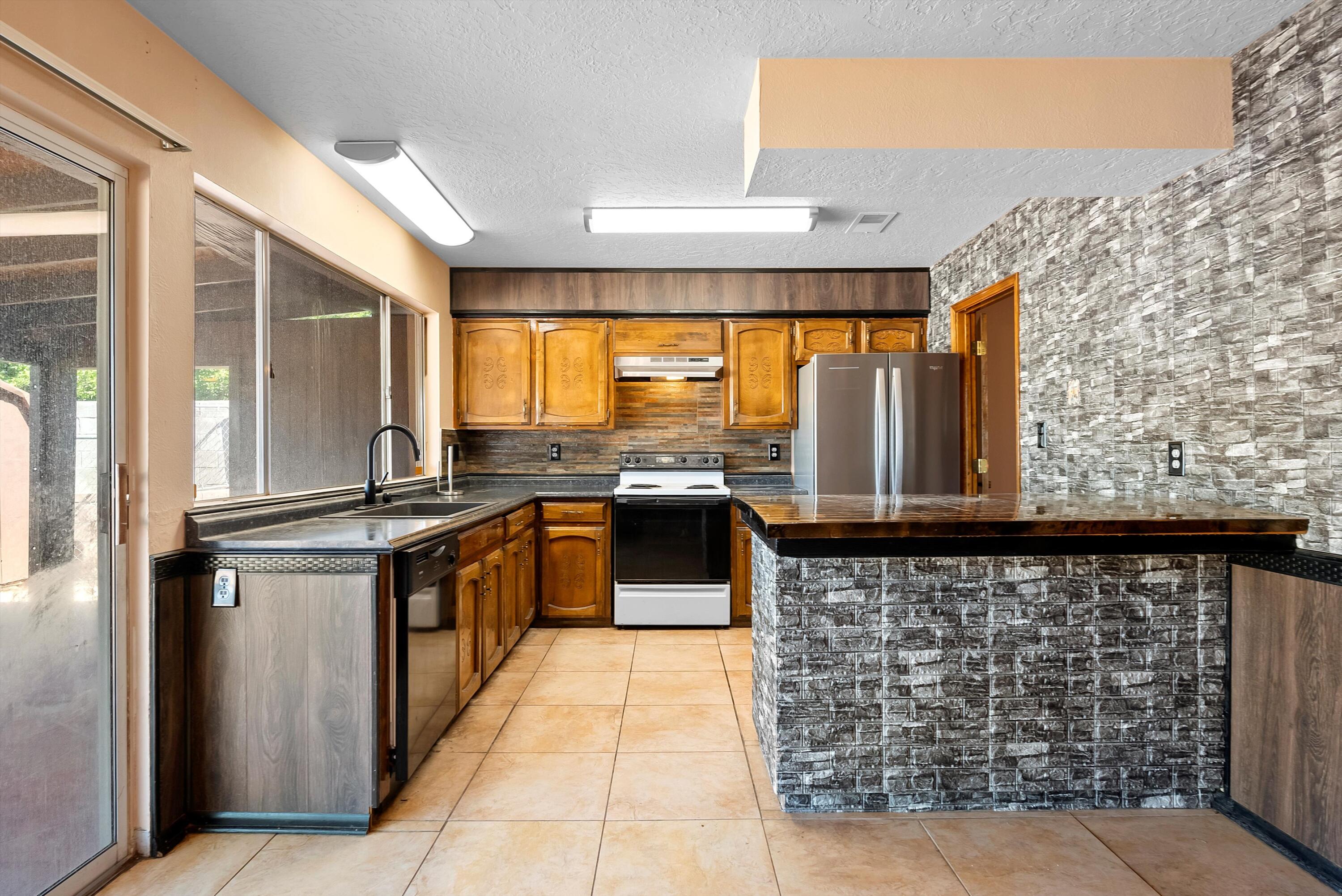 5309 Jessie Drive NE