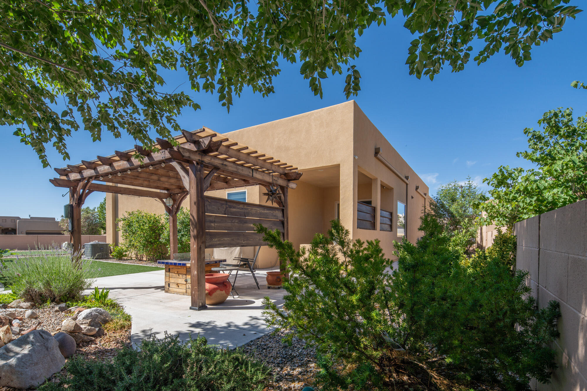 2616 VISTA MANZANO Loop NE