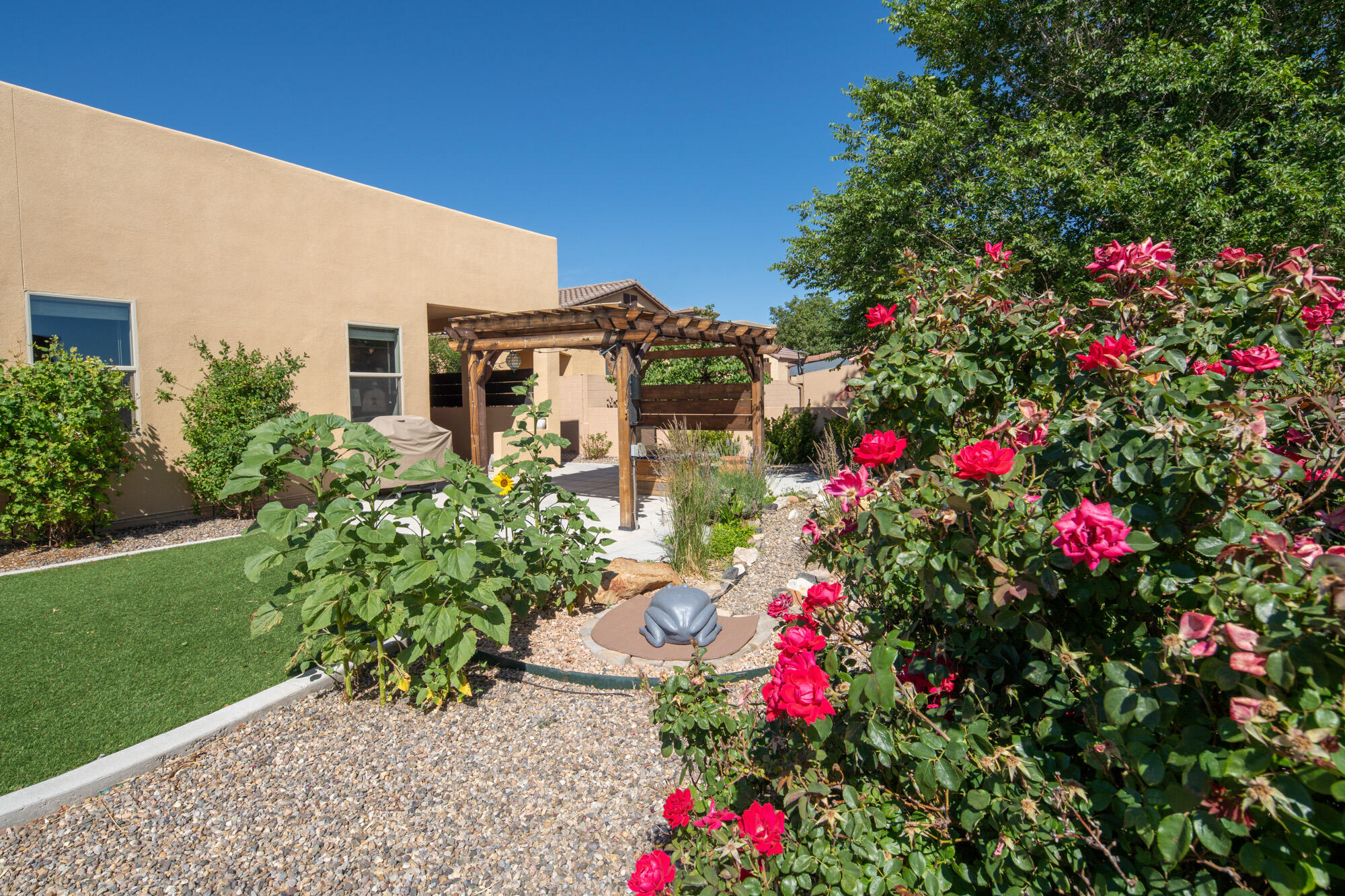 2616 VISTA MANZANO Loop NE