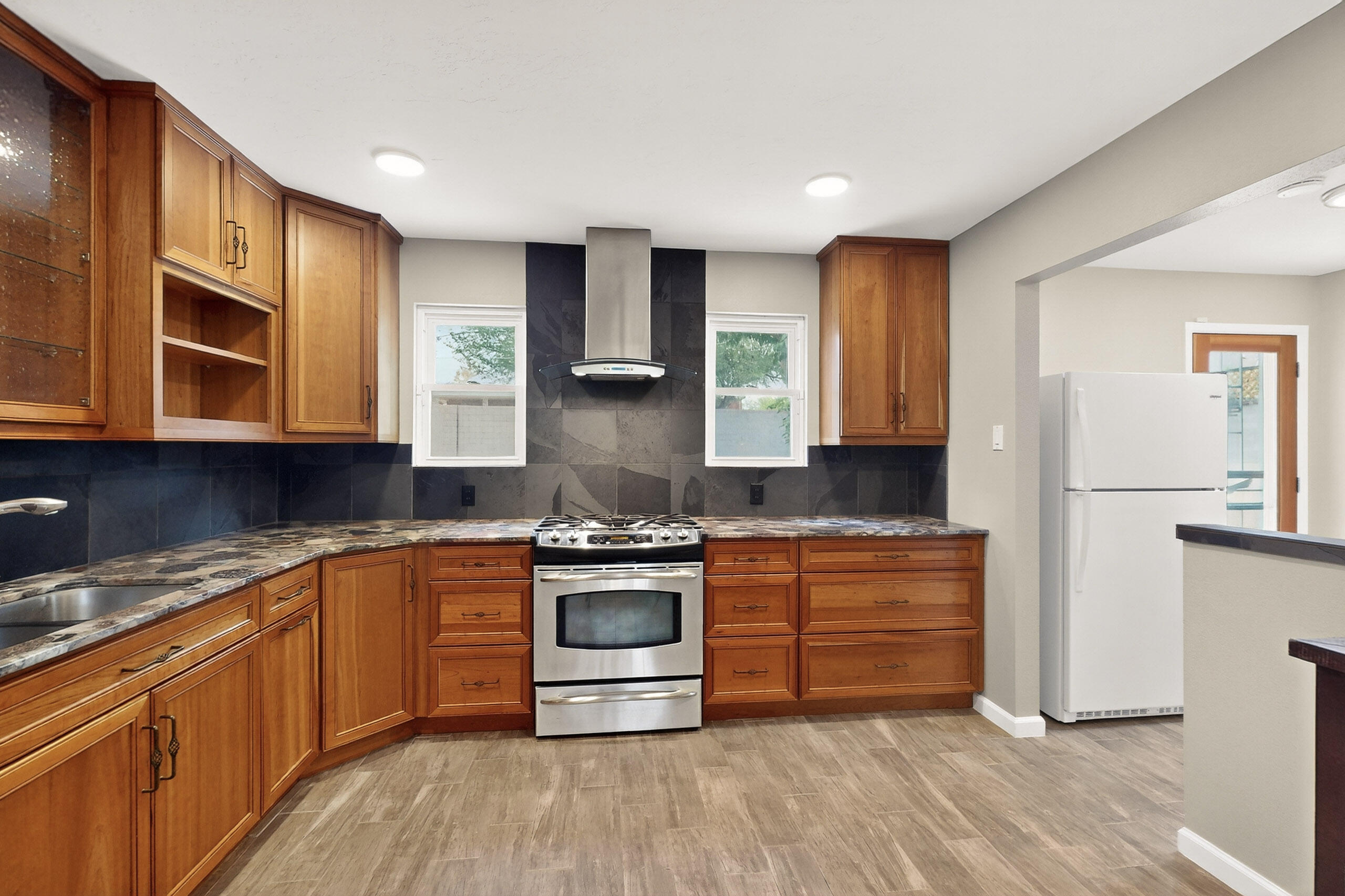 10507 SAN MARINO Road NE