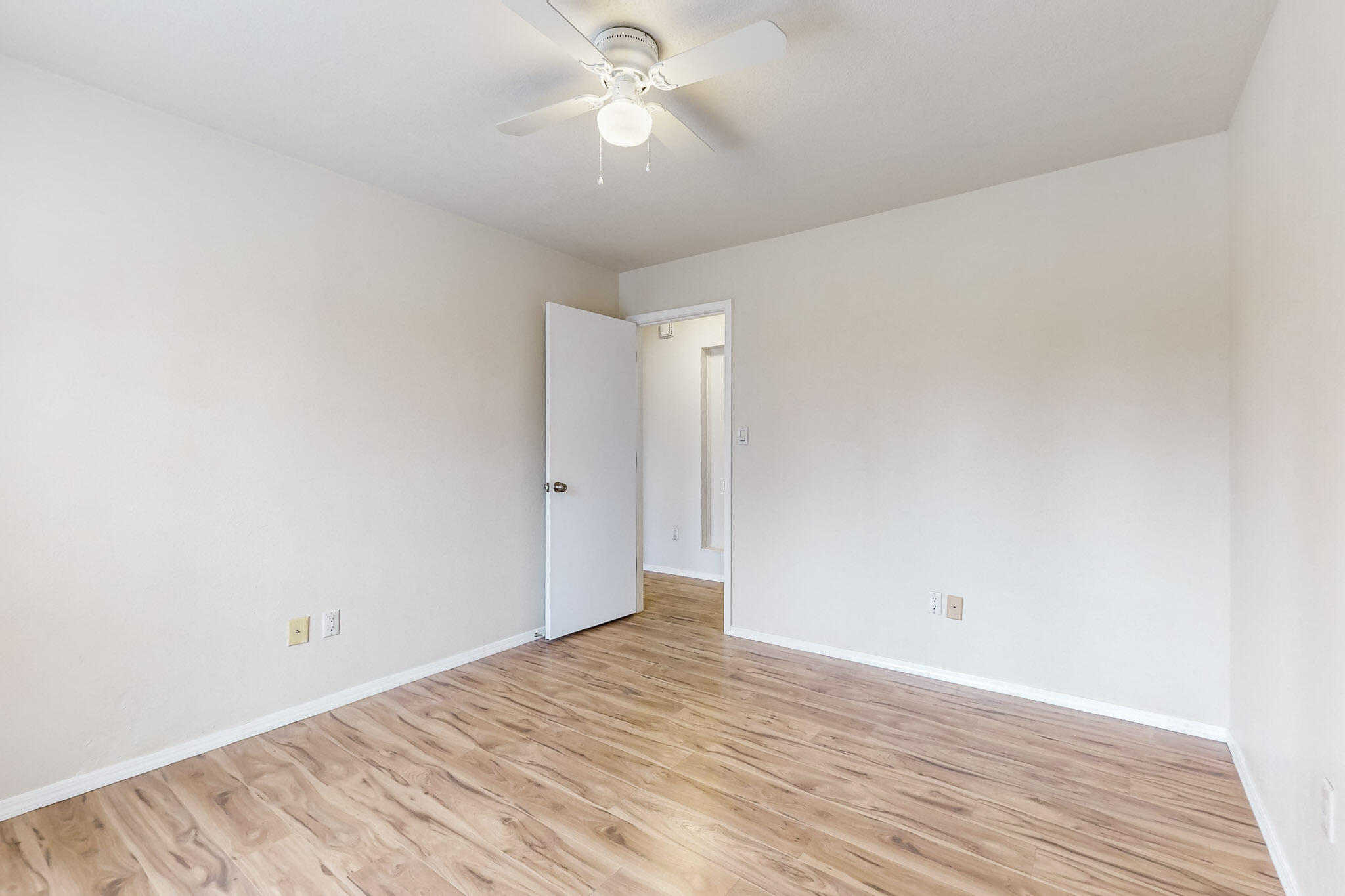 4807 PARSIFAL Street NE