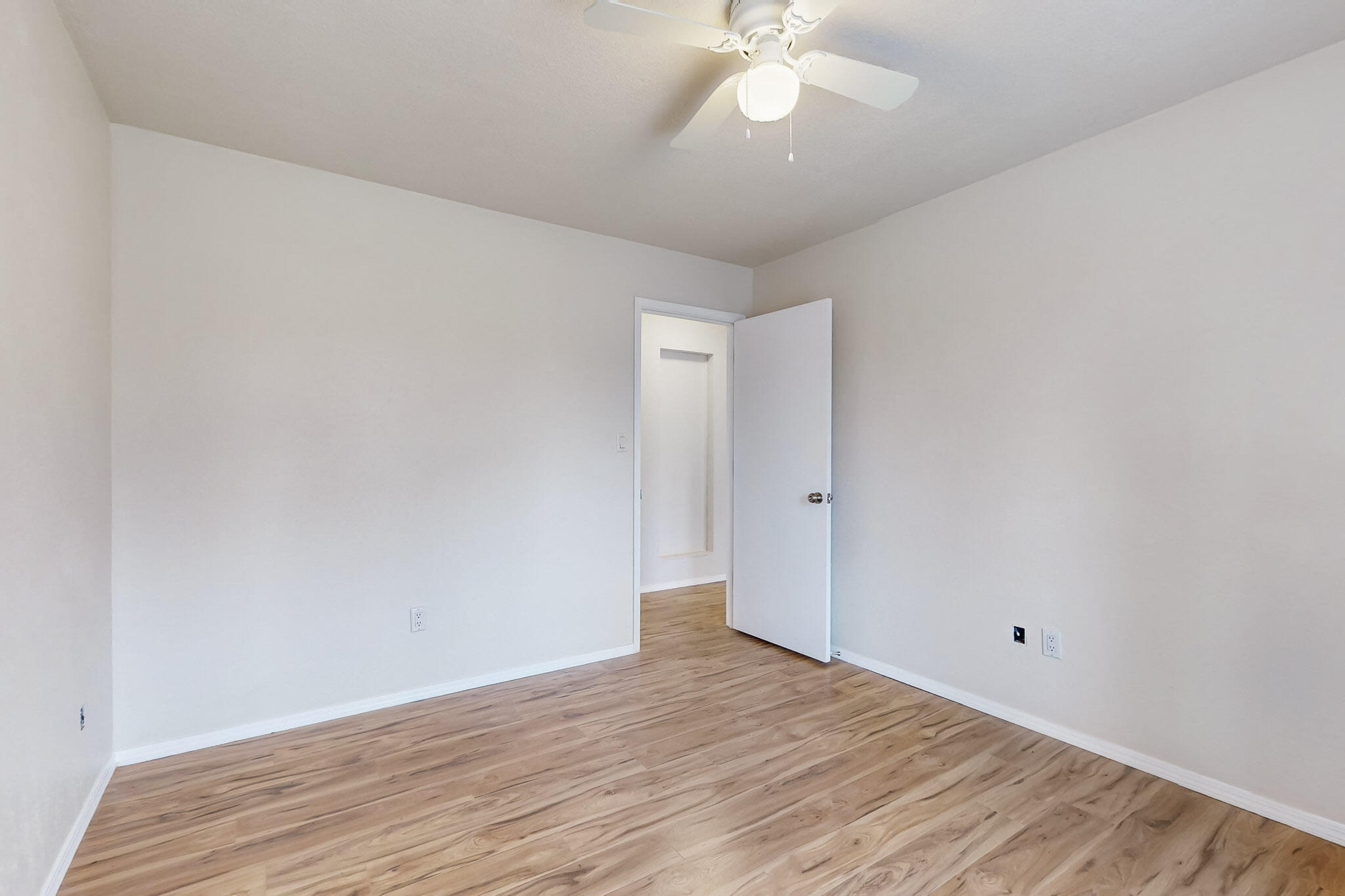 4807 PARSIFAL Street NE